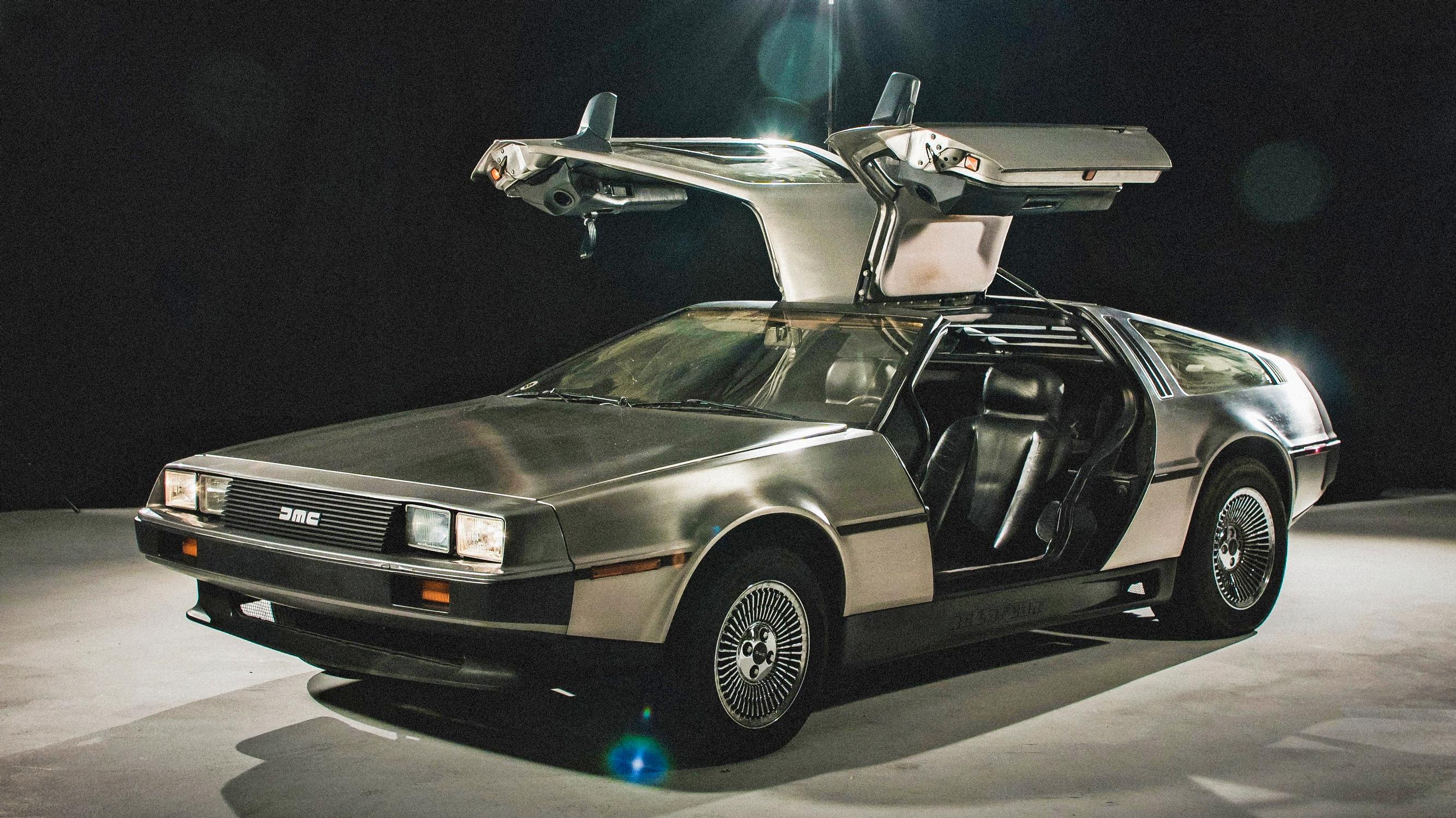 Autosijoittaminen ei ole vain miljonäärien leikkiä – Asiantuntija kertoo kolme tapaa, miten tavallinenkin harrastaja voi tehdä autolla tuottoa