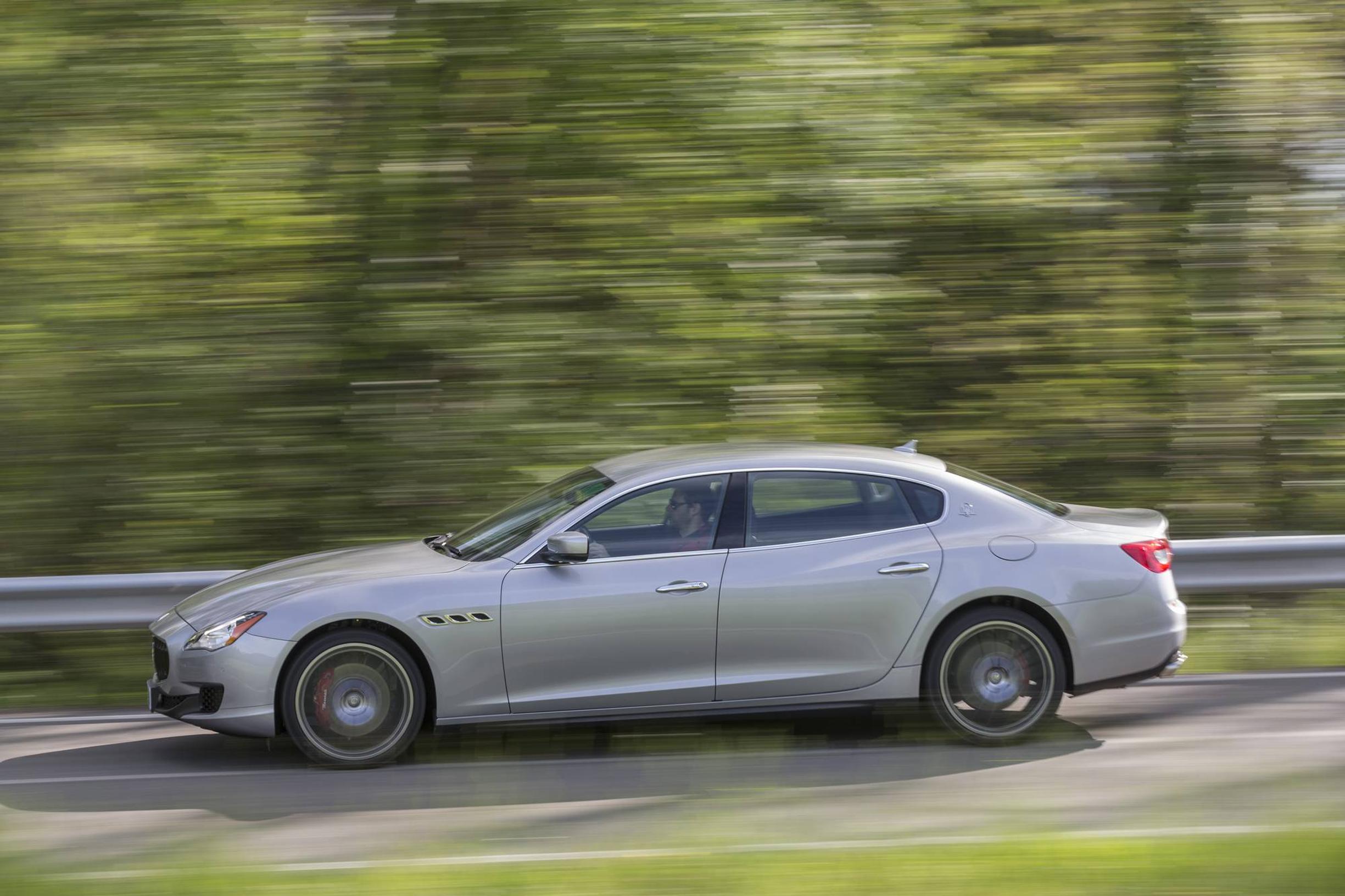 Tähtilaulaja keikalla Helsingissä – Maserati keikattiin kotona