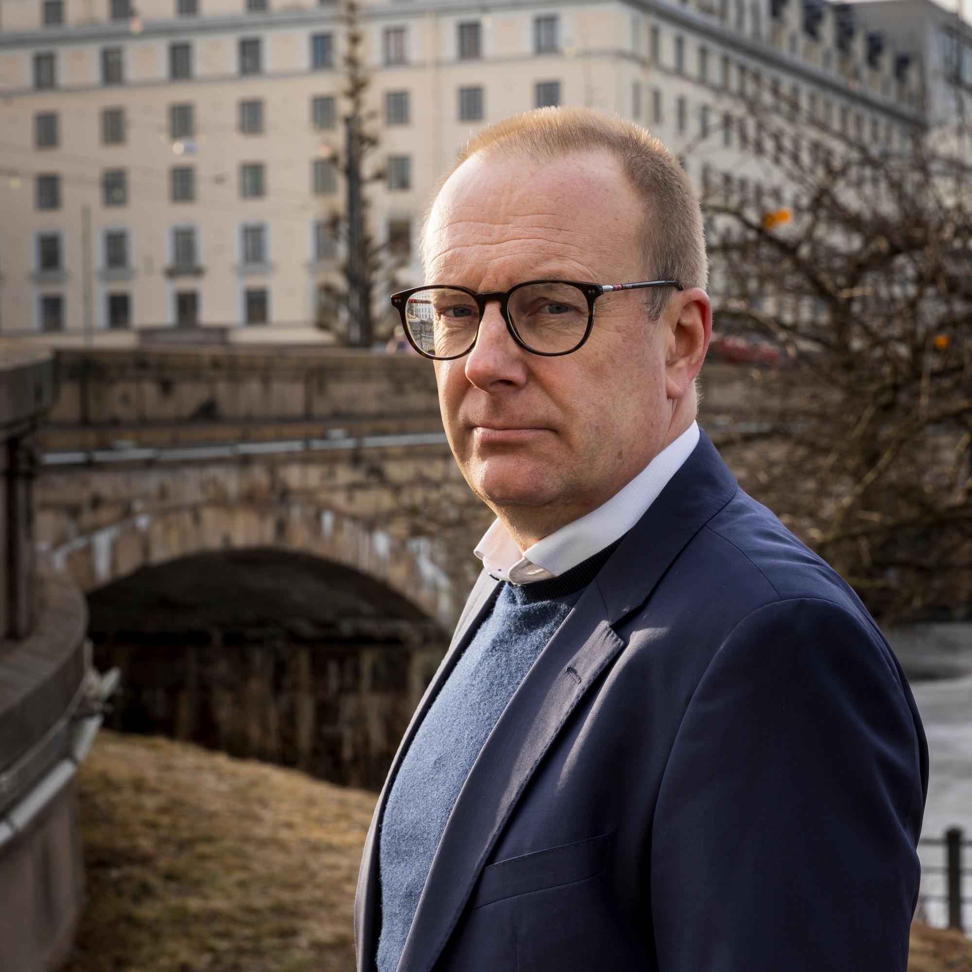 Perussuomalaisiin siirtyneille duunareille tulee vastaan karu todellisuus, sanoo SAK:n Jarkko Eloranta