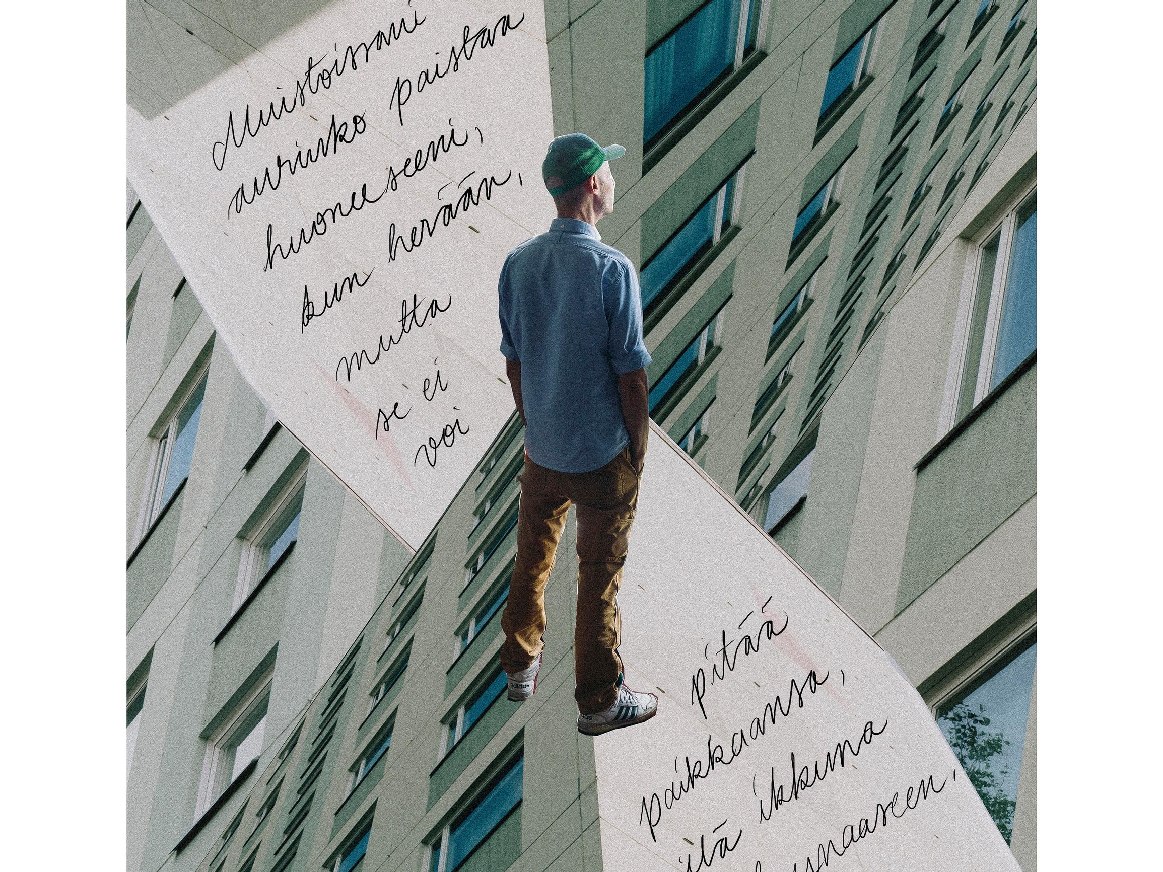 Soitin kaikkien vanhojen lapsuuskotieni ovikelloja ja ymmärsin, mitä juurettomuus tarkoittaa