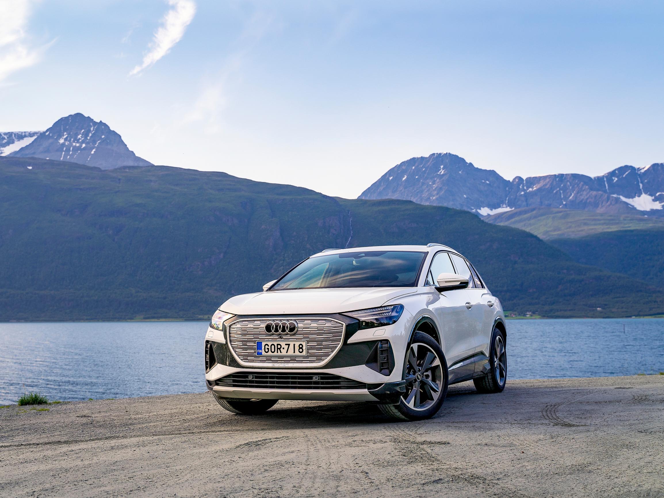 Sähköautolla Norjaan: Koronatestillä yli rajan, kelvottomia luottokortteja, komeita vuoria ja 4 046 kilometriä – Näin paljon lataukset maksoivat  