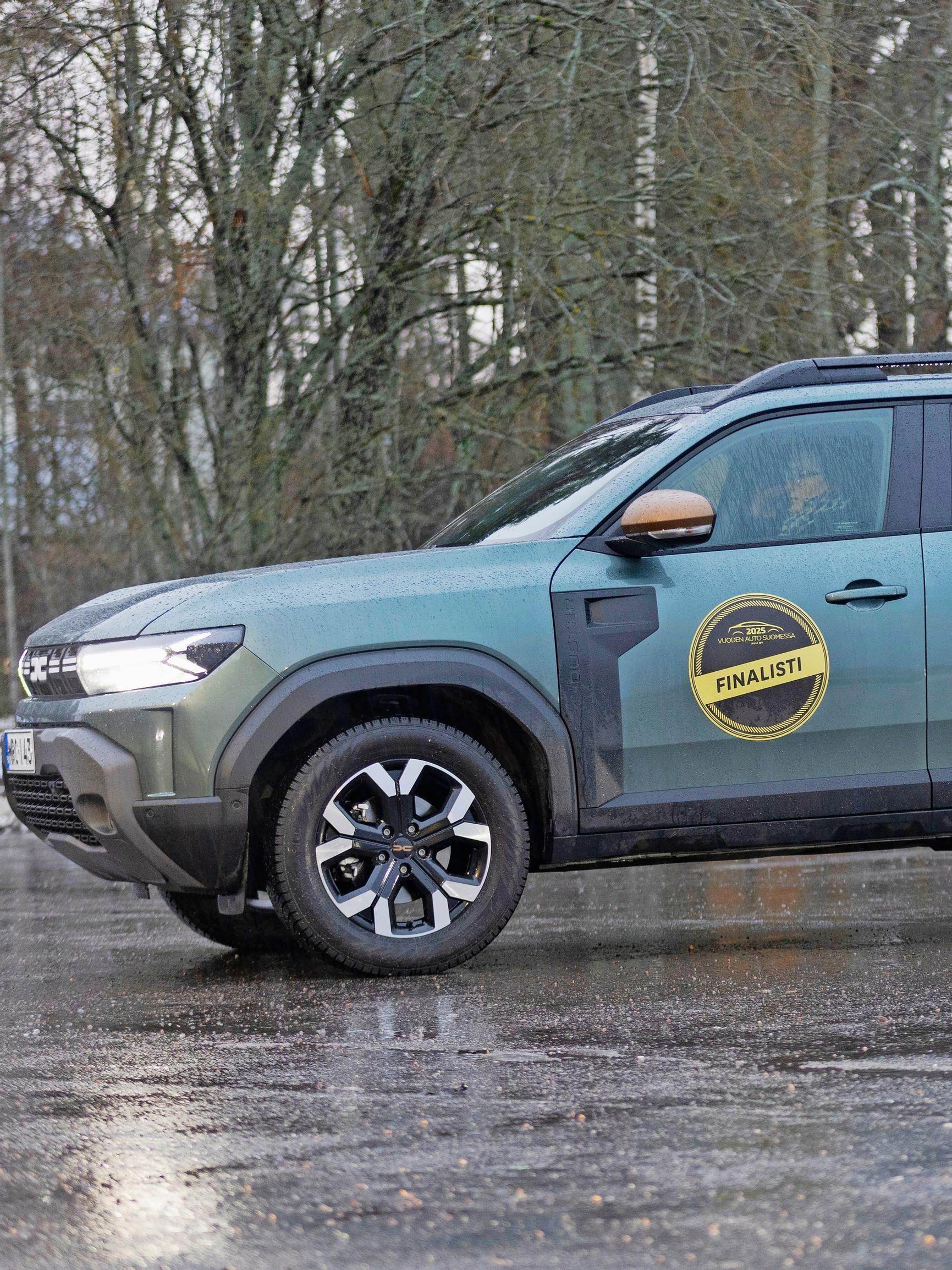Vuoden auto 2025 – Tuulilasin toimituksen valinnat ovat Dacia Duster, Kia EV3 ja Škoda Superb 