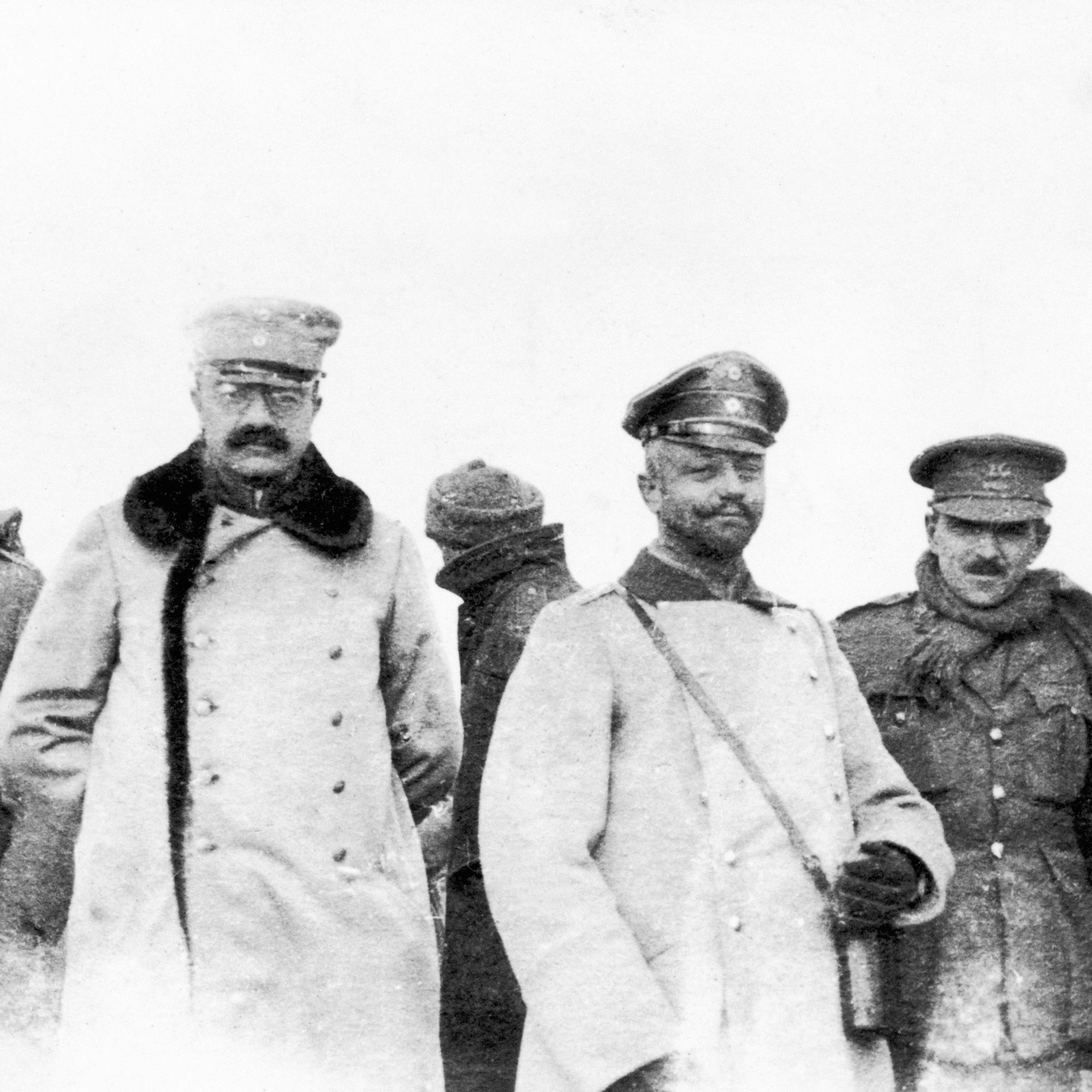 Entä jos Ukrainassa tapahtuisi joulun ihme? Jos aseet vaikenisivat ja tappaminen taukoaisi kuin länsirintamalla 1914?