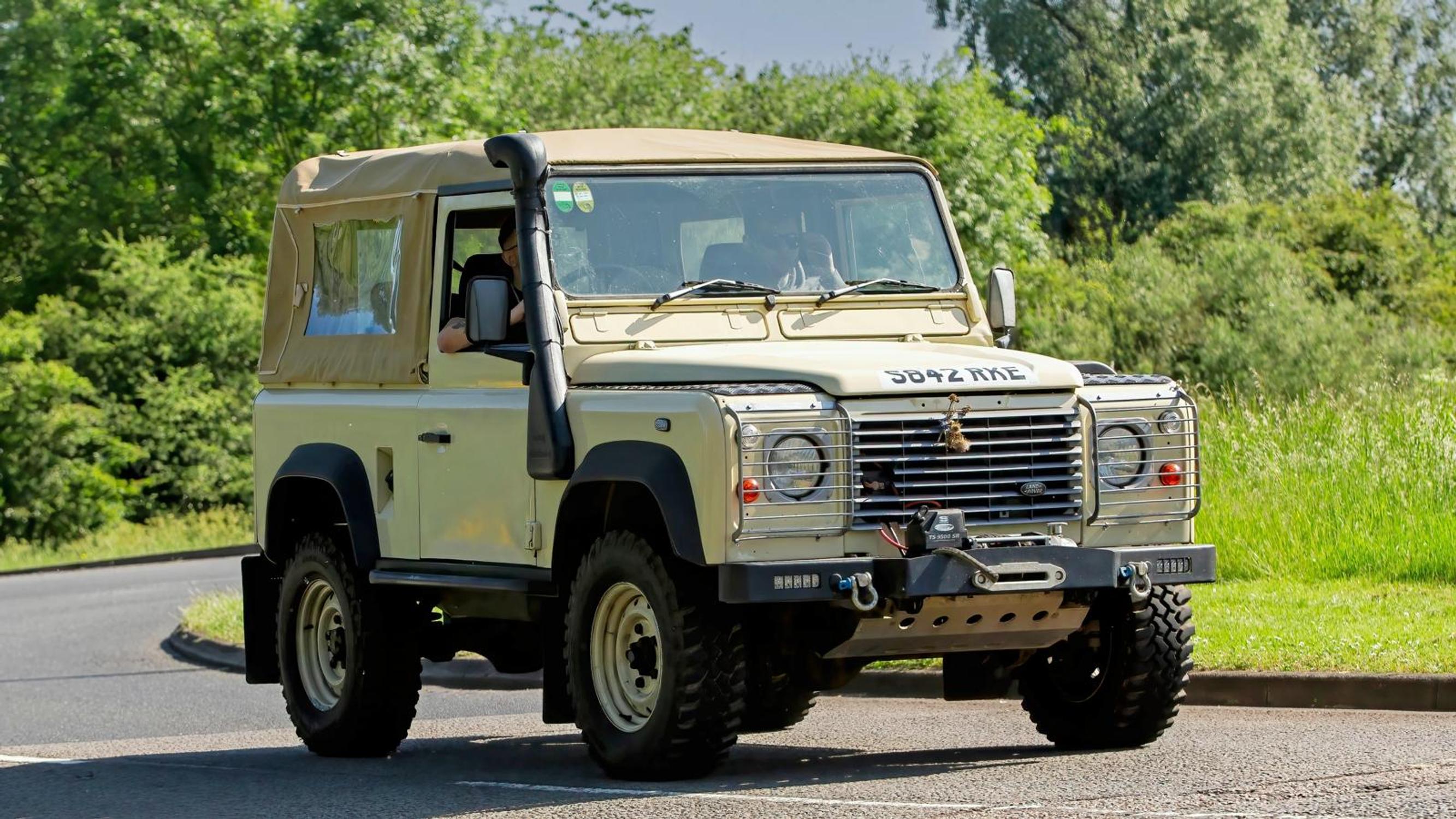 Land Rover on auto, josta ei voi erehtyä. 