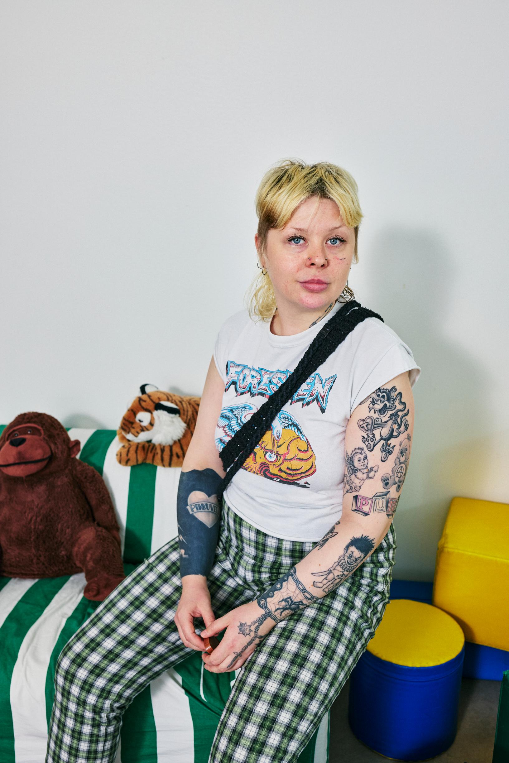 Maija Leväniemi työskentelee turvakoti Hertassa ohjaajana, ja hän on ollut töissä aiemmin muissakin turvakodeissa.