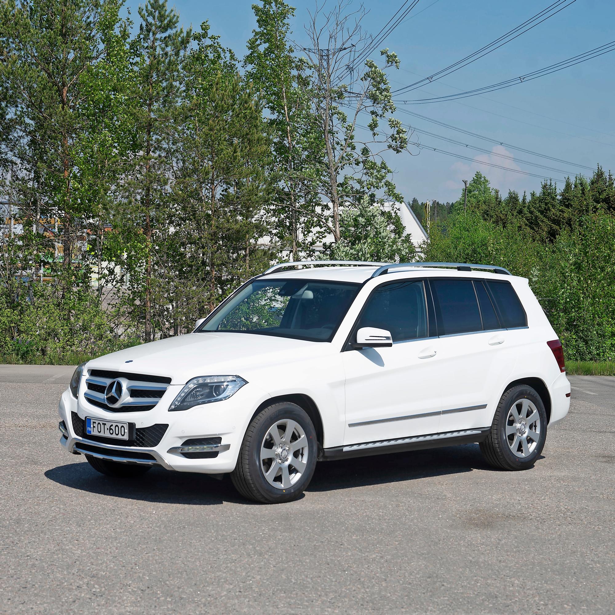 Vanhan liiton dieseljyrä Mercedes-Benz GLK vm. 2014 – Hinnassa keulatähtilisää, ominaisuuksissa hyvää ja huonoa