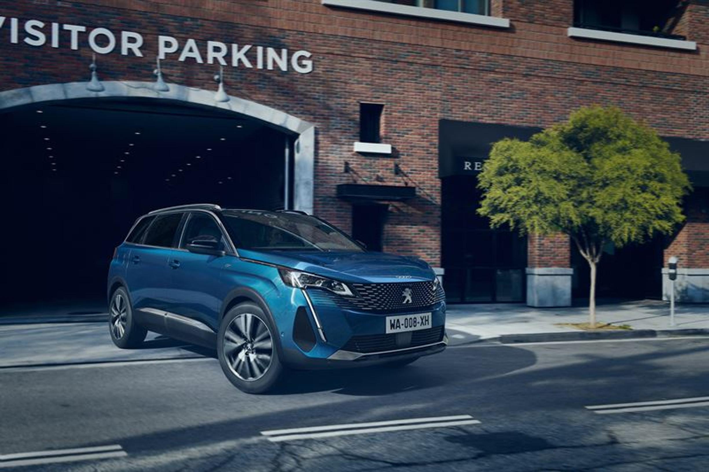 Peugeot 5008 uudistui kokonaan - katso kuvat ja yksityiskohdat