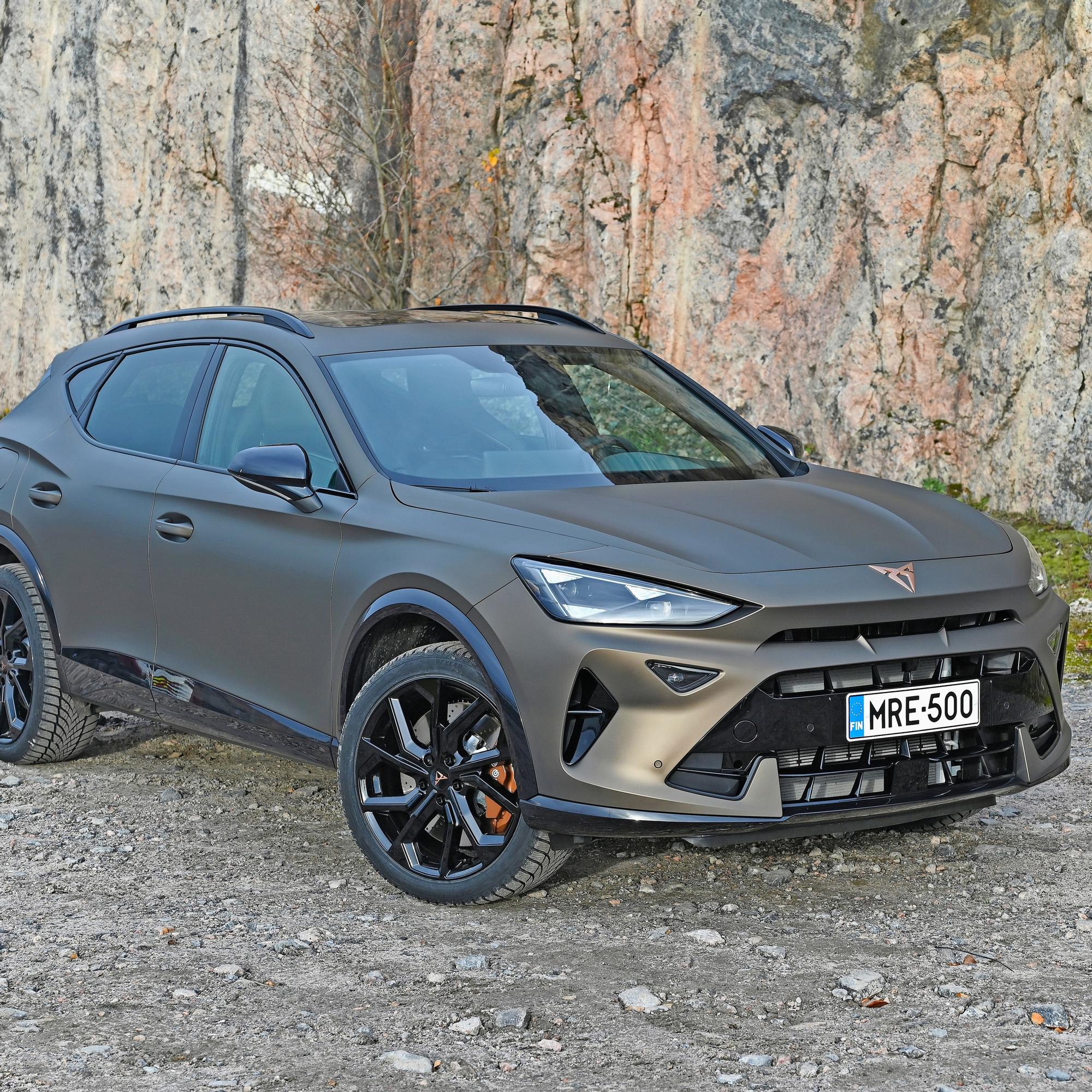 Uusi Cupra Formentor VZ – Ilmeikäs, taloudellinen, pirteä ja nykyaikainen lataushybridi – ja yksi pieni harmin aihe