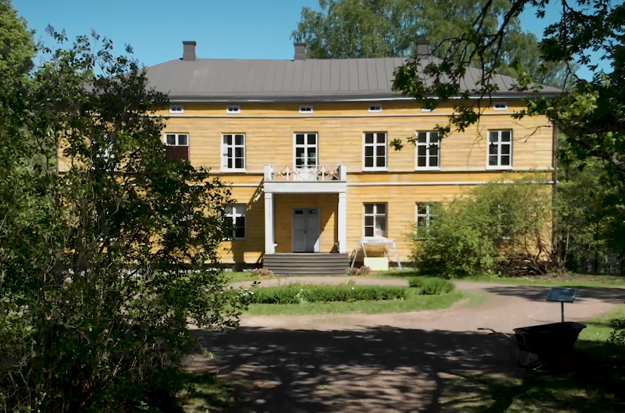 Lue Avusta Nro 28 2018 Liuksialan Kartanon Tarina Katso Video Apu lue-avusta-nro-28-2018-liuksialan-kartanon-tarina-katso-video-apu