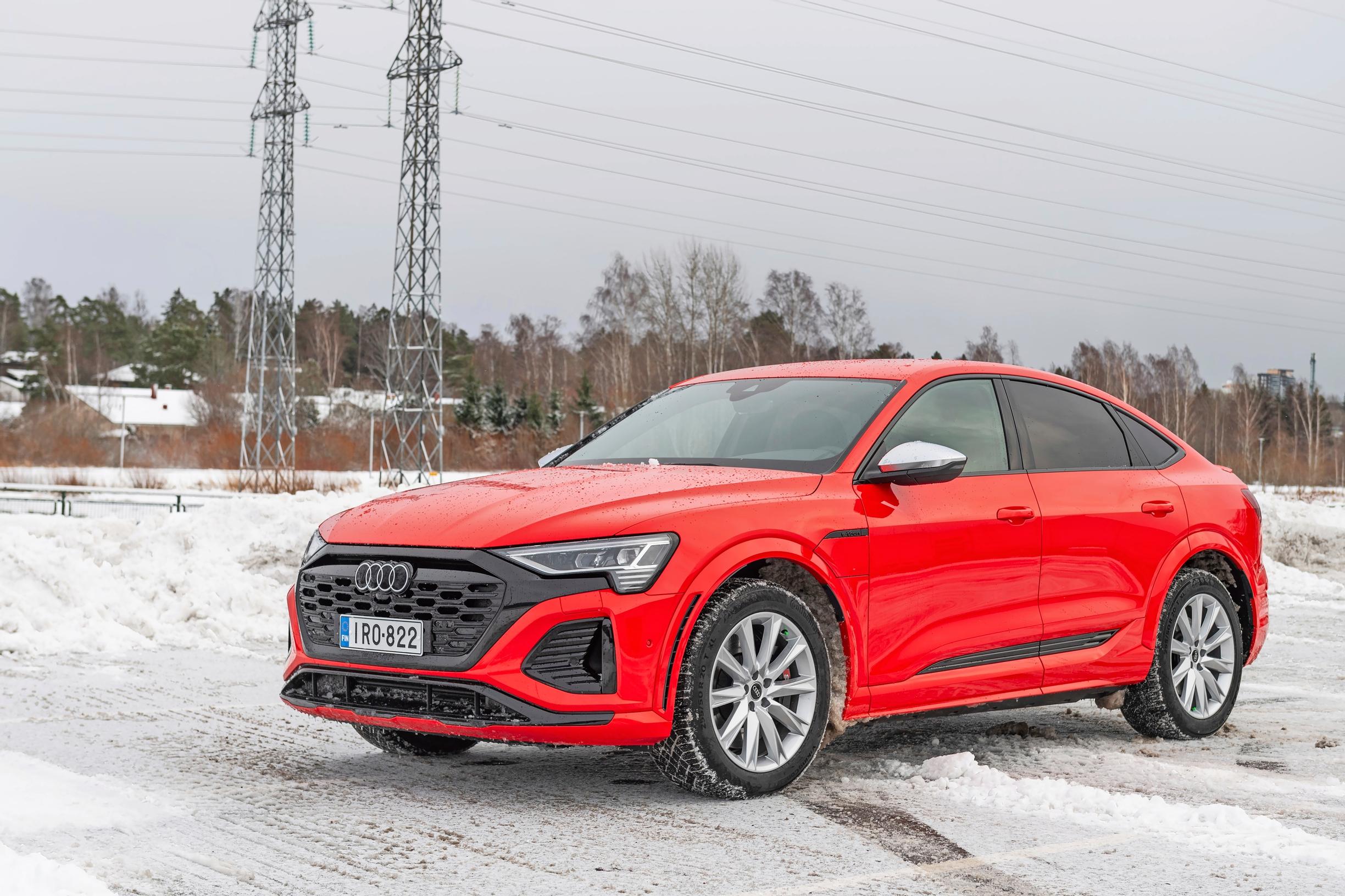 Audi SQ8 Sportback e-tron – Iso mutta hyvätapainen sähkö-Audi hänelle, jolla on sata donaa taskussa