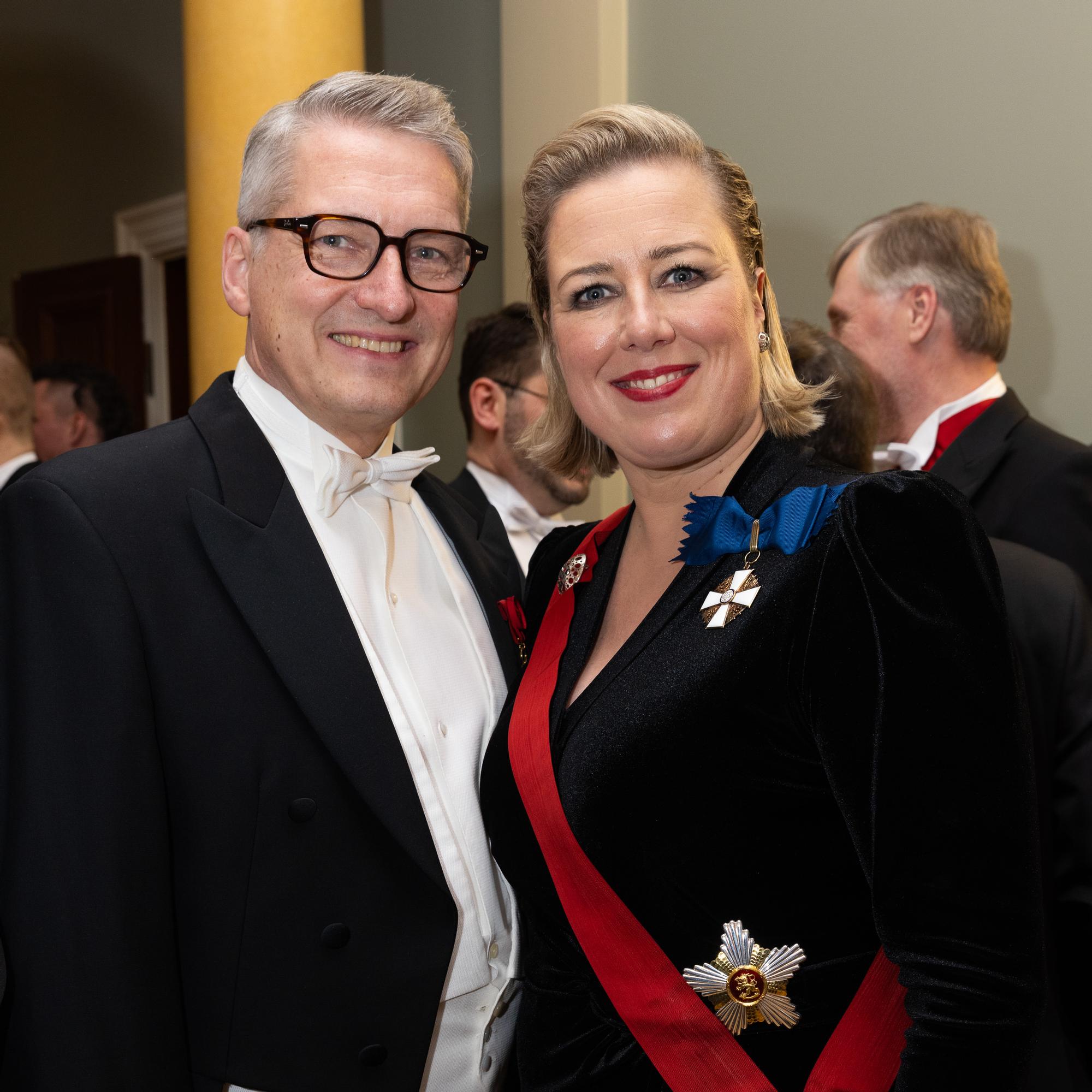 Jutta Urpilainen palaa perheensä kanssa Suomeen viiden Brysselin vuoden jälkeen – näin Kolumbiasta adoptoidut lapset suhtautuvat muuttoon