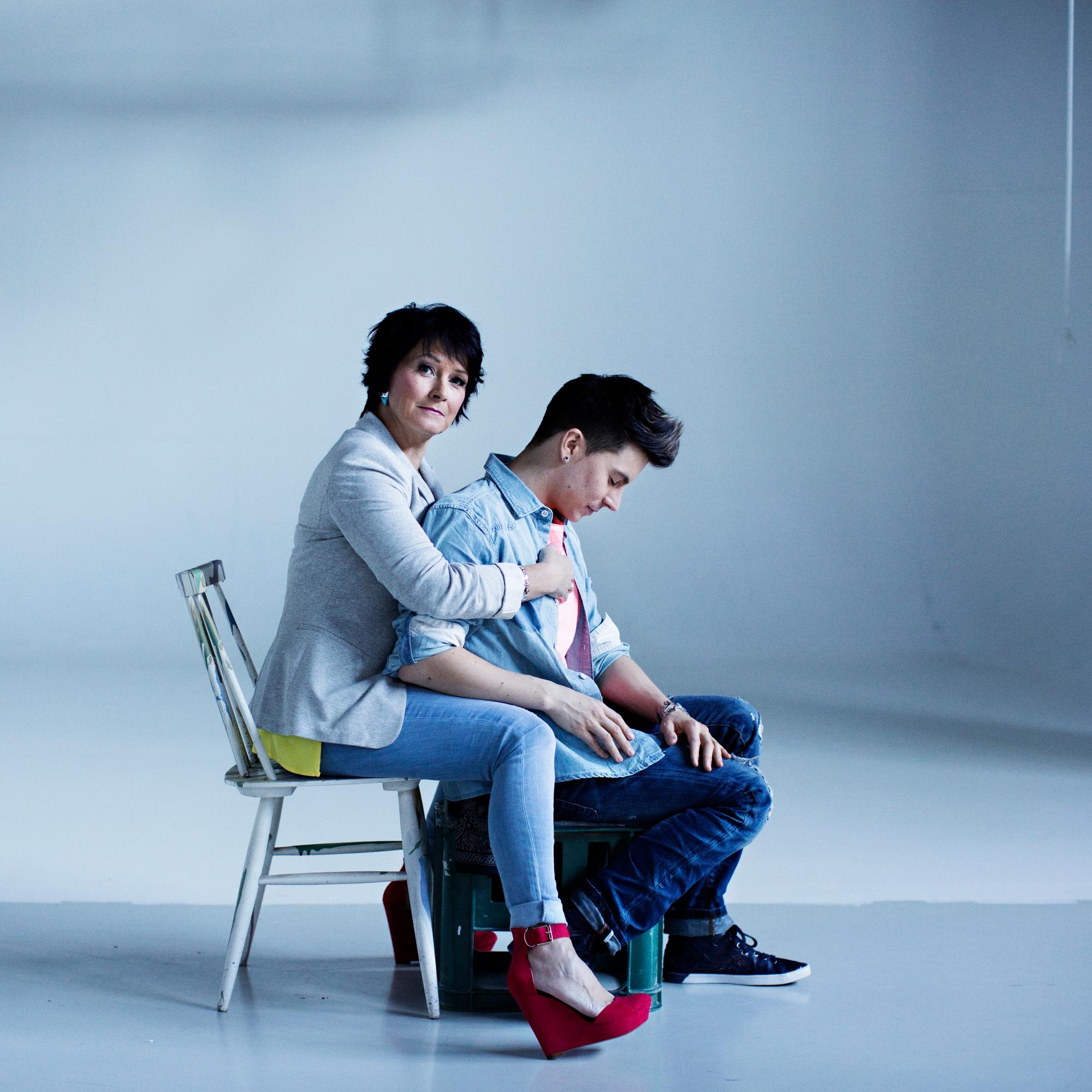 Antti Tuisku lopettaa uransa – tässä poikkeuksellinen yhteishaastattelu äidin kanssa vuonna 2013