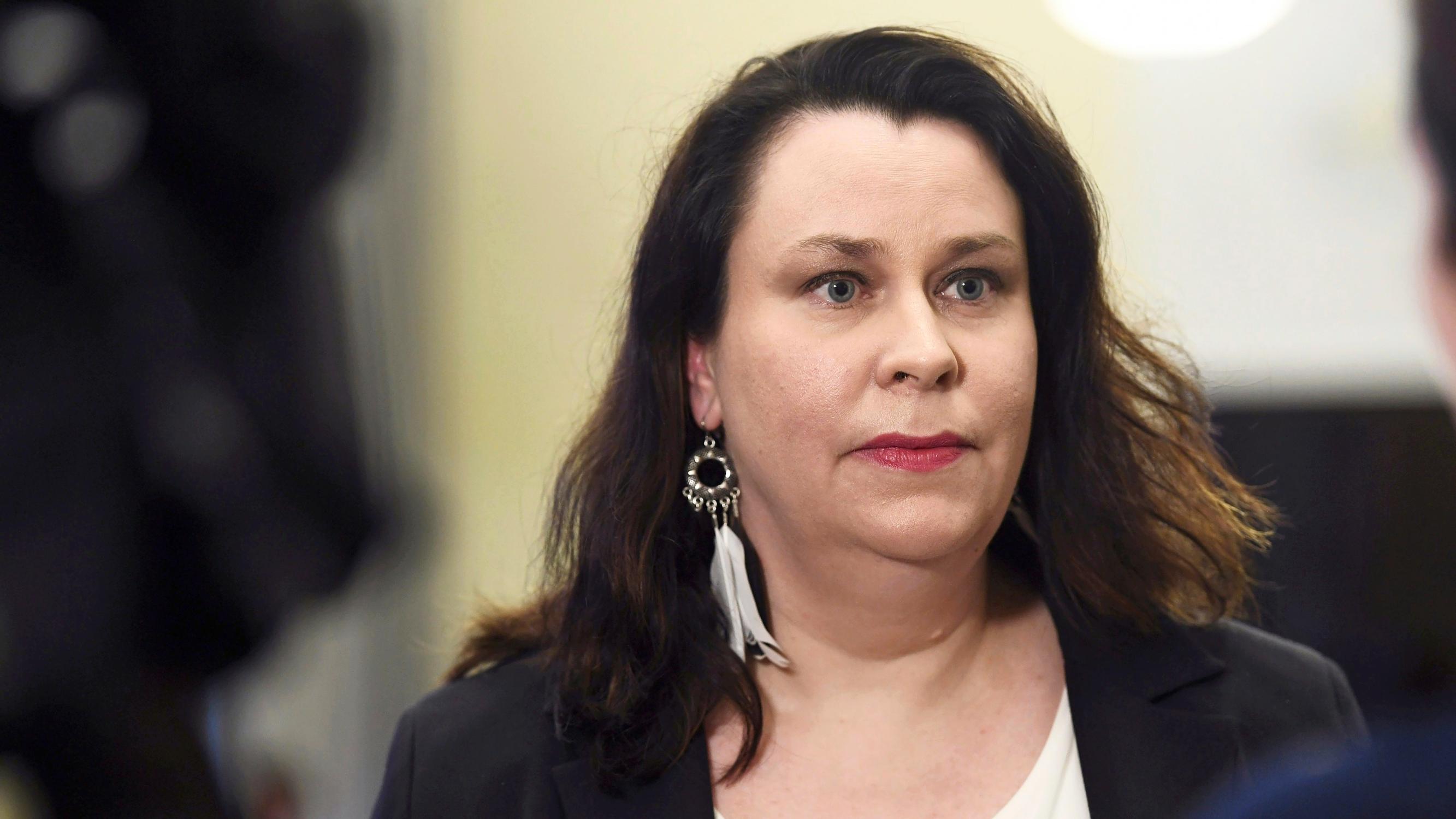 Perustuslakivaliokuntaa ei voi neuvoa: ”Sitä sietääkin varoa – emme ota ohjeita ministereiltä”, sanoo puheenjohtaja Johanna Ojala-Niemelä