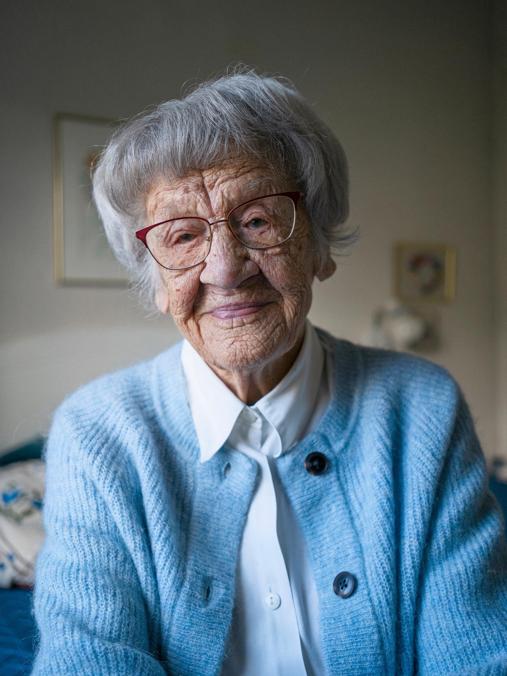 Lundberg asuu nykyään yksin, mutta yhteisöllisestä taloyhtiöstä löytyy seuraa moneen puuhaan.