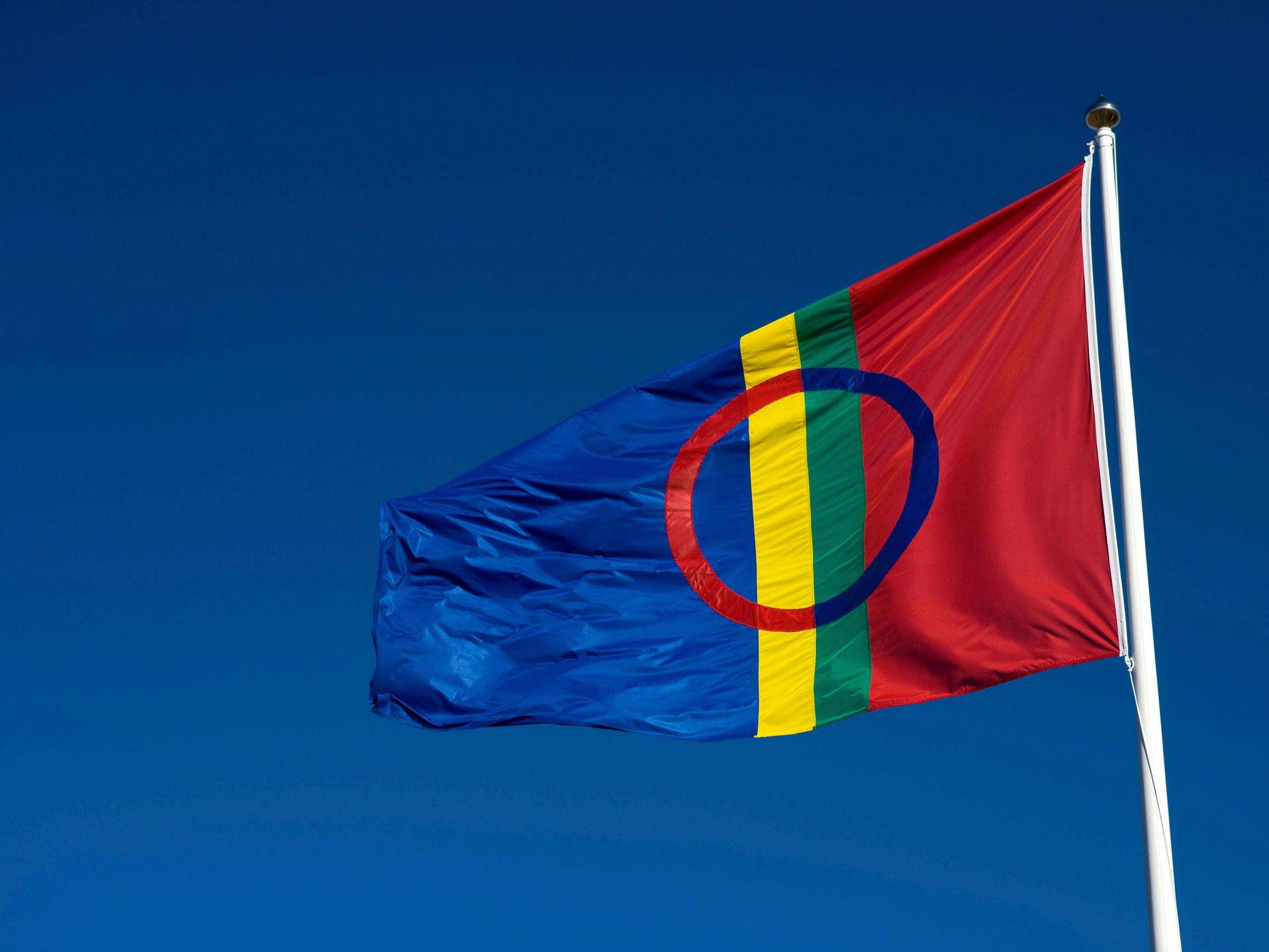 9 kysymystä: Kuka on saamelainen? Halutaanko Saamenmaalle itsenäisyyttä? Miten alkuperäiskansan asiat on Suomessa hoidettu?