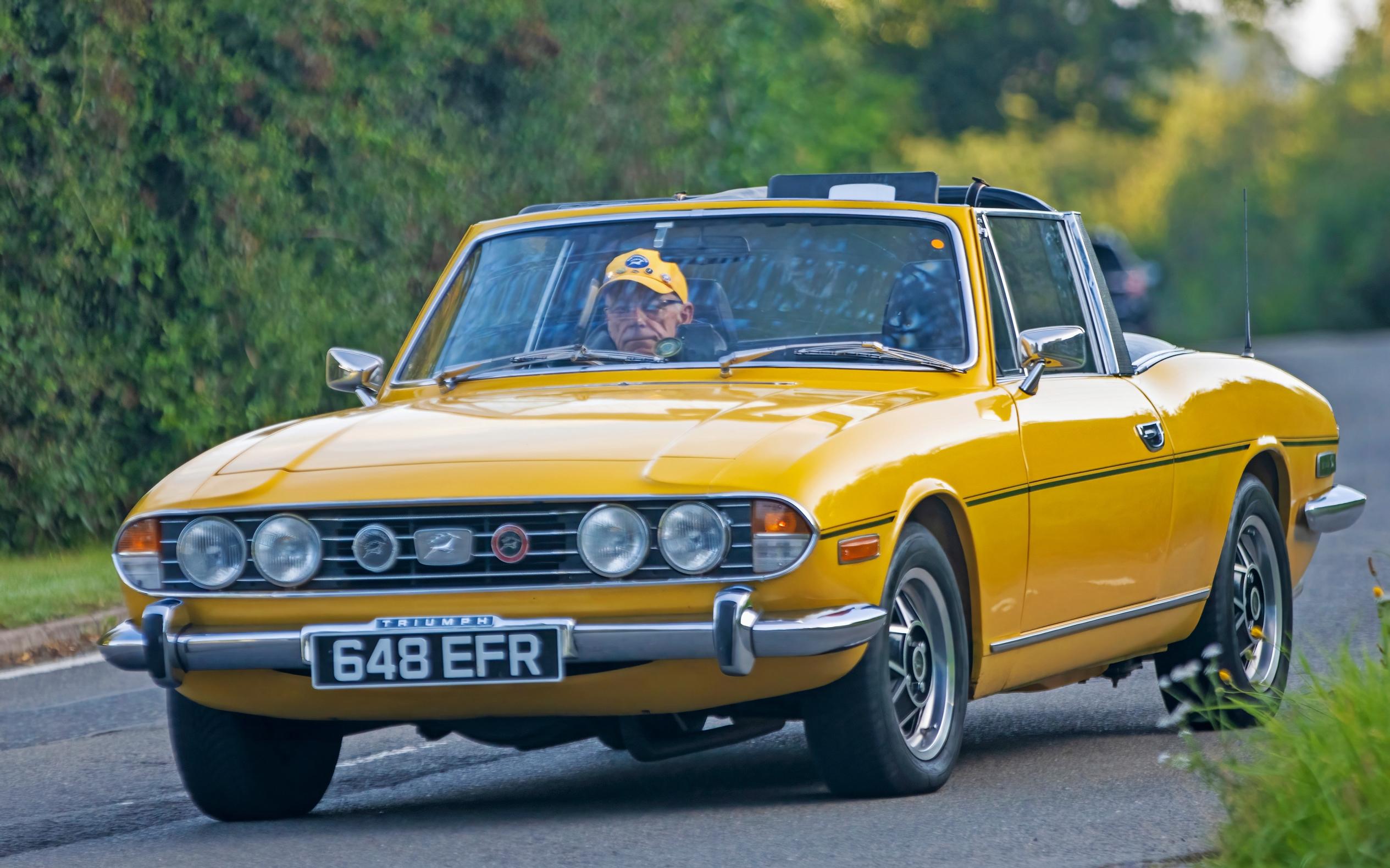 Triumph Stag – Uroshirven mukaan nimensä saanut Trumppa oli tyylikäs avoauto. Koneena V8.