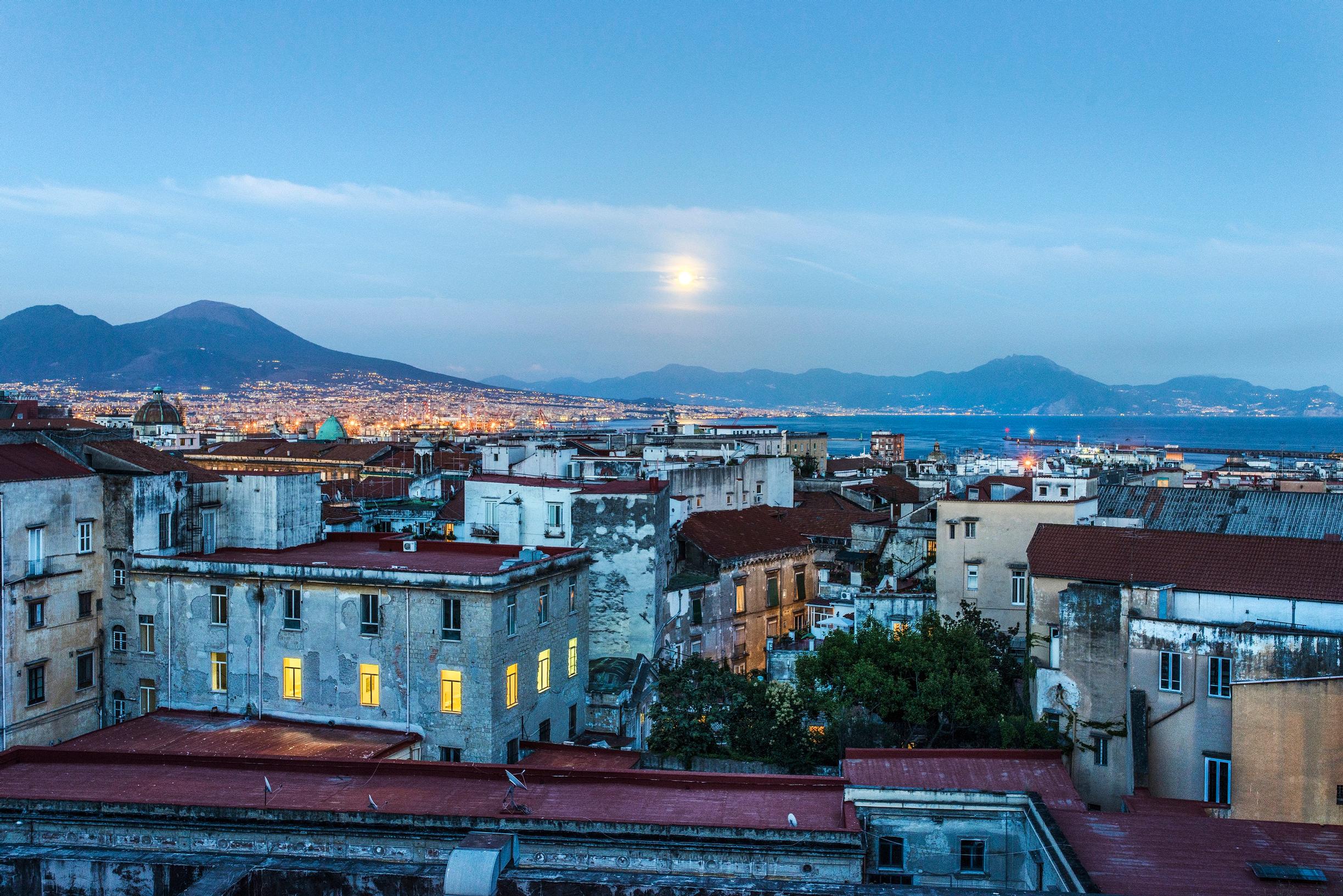 Napoli – Italian outolintu