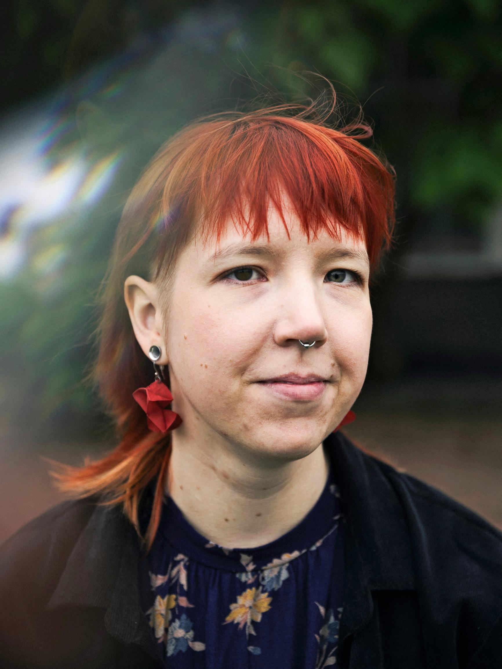 Muunsukupuolinen Valo Vesikauris on nähnyt läheltä transihmisten syrjinnän: ”Usein transvastaisuudesta tehdään vitsi, läppä, vaikka se on satuttavaa ja ihmisarvoa loukkaavaa”