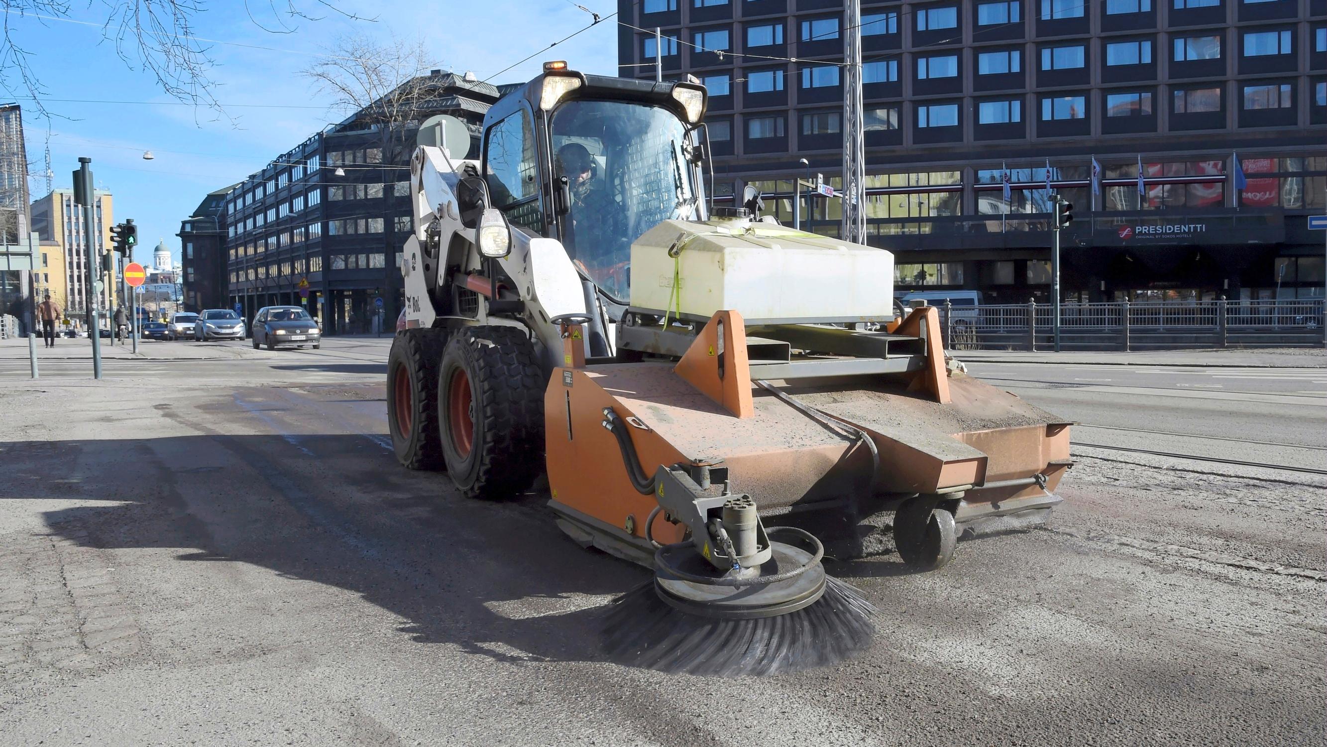 2 000 suomalaista kuolee vuosittain ilmansaasteiden takia – näin jokainen meistä voi vaikuttaa ilmanlaatuun – Helsingin värväsi 157  vapaaehtoista mittaajaa