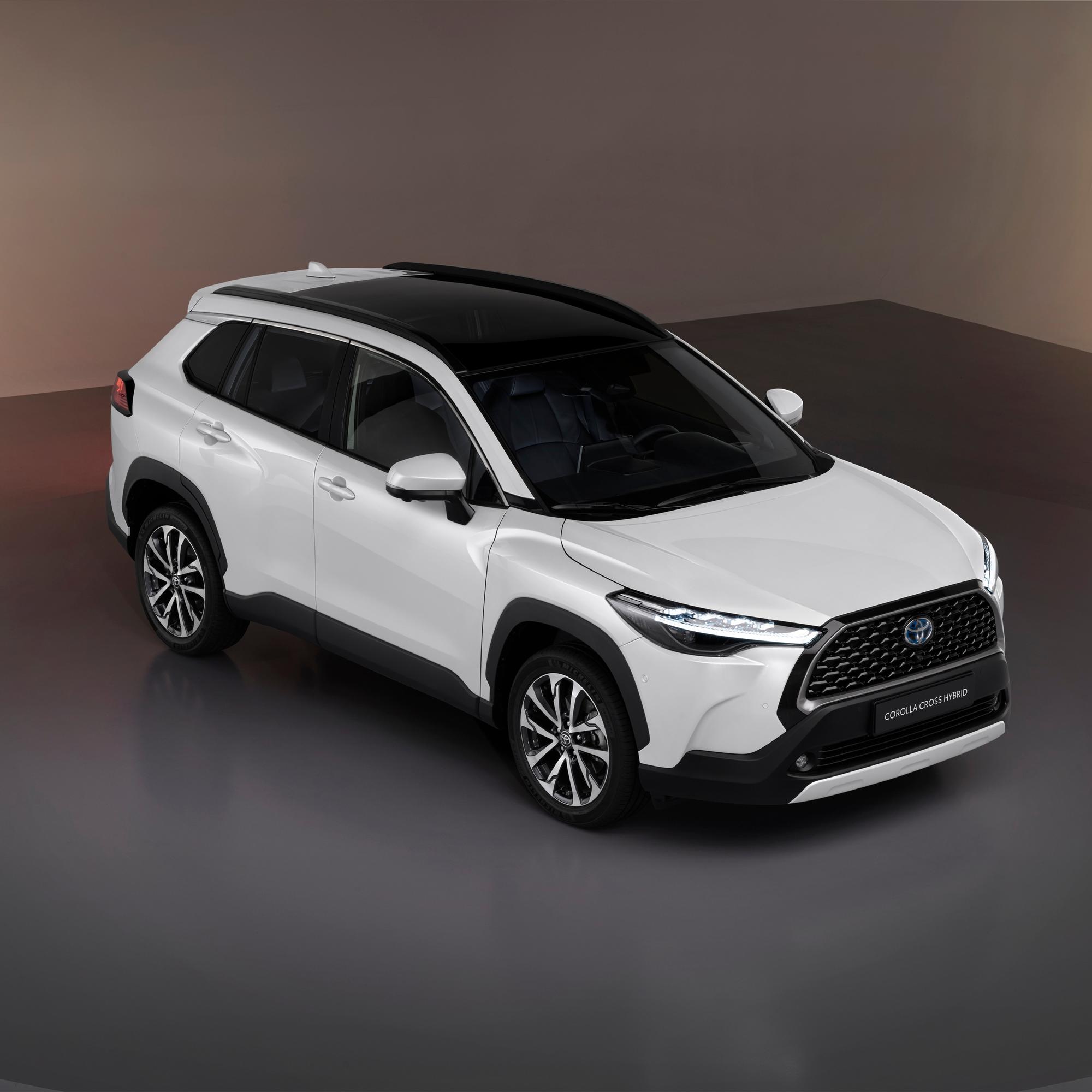 Autovuosi 2022: Tulossa sähköä ja hybridejä – tänä vuonna minimivaatimus alkaa olla kevythybridiys