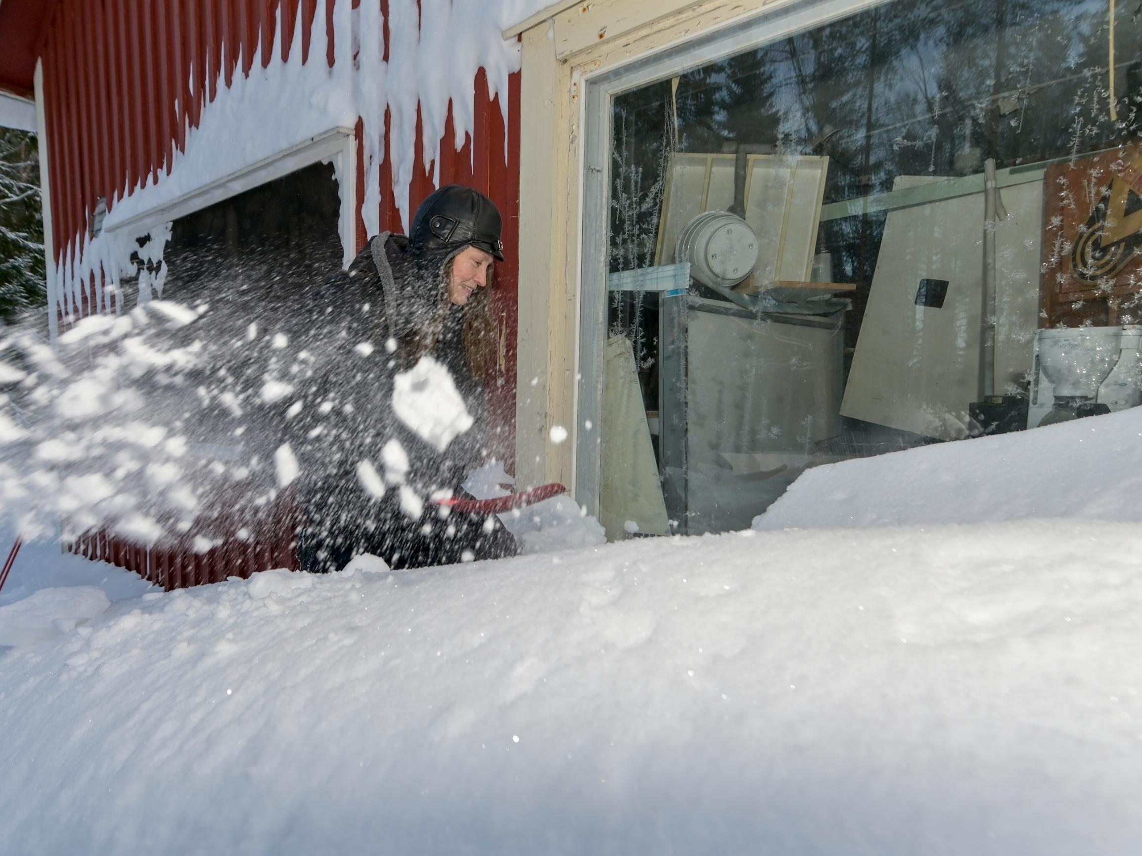 Sotkamon Hiukka on Suomen Riviera – Näin hiekkarannasta ja pesäpallosta tunnetusta kainuulaiskunnasta leivottiin kulttuurikohde