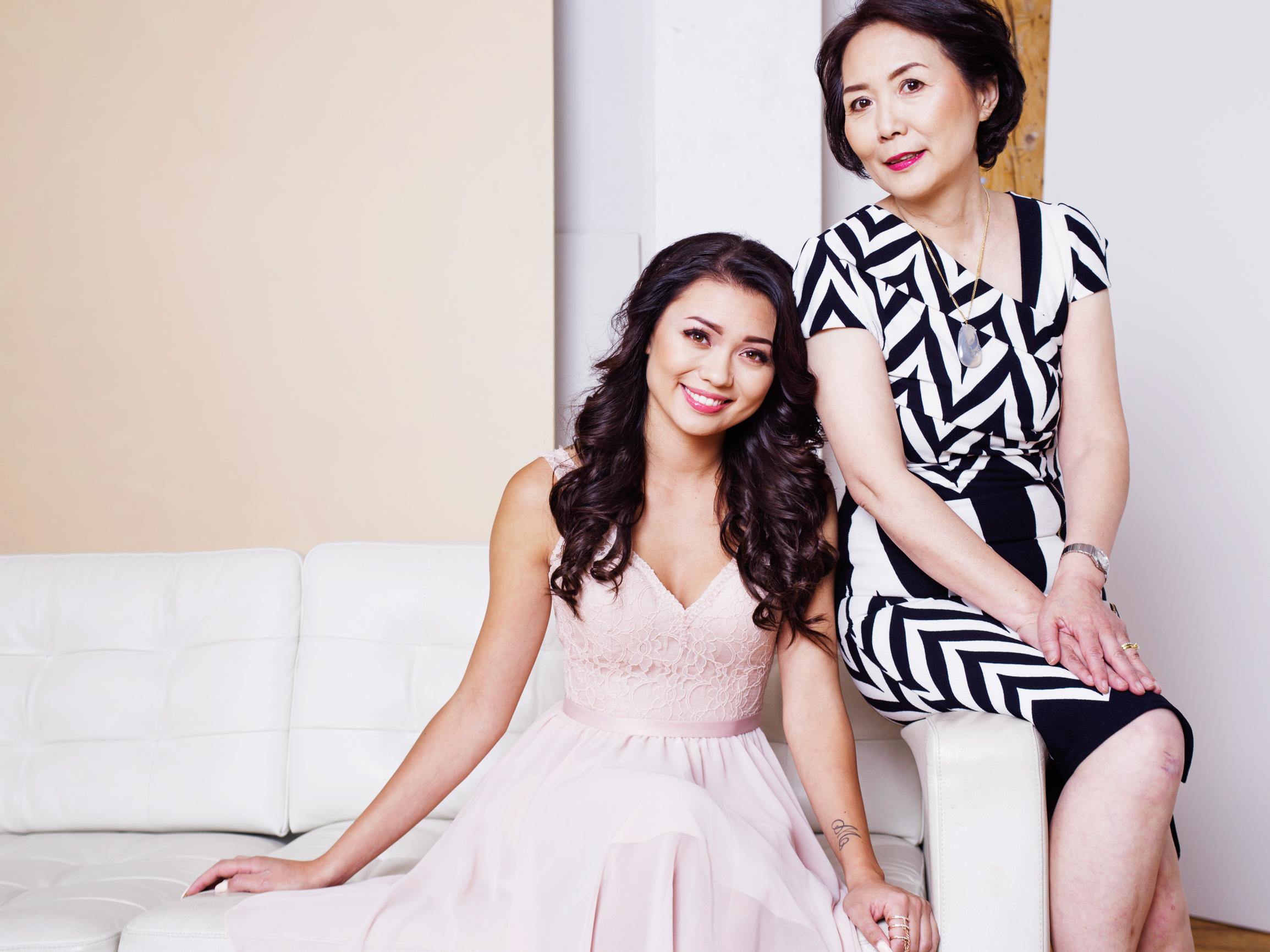 Shirly Karvisen erilainen tarina: Lapsuus Tansaniassa, Saudi-Arabiassa ja Sambiassa