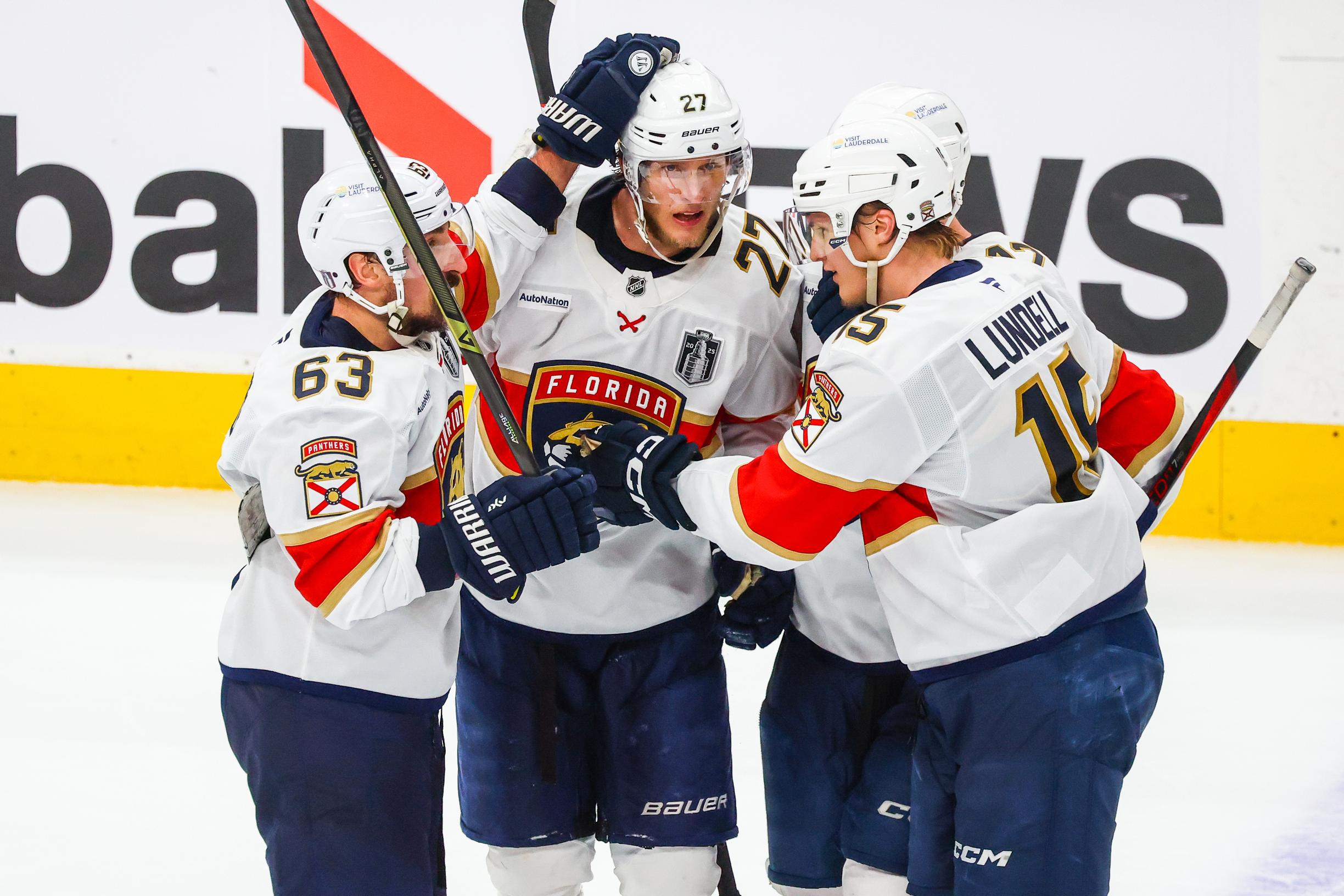 Kovaksi keitettyä riistokapitalismia: Florida Panthers jyrää Stanley Cupin voittoa kohti taylorismin ja fordismin konstein – massatuotanto ja tehokkuus purevat Edmonton Oilersiin kipeästi