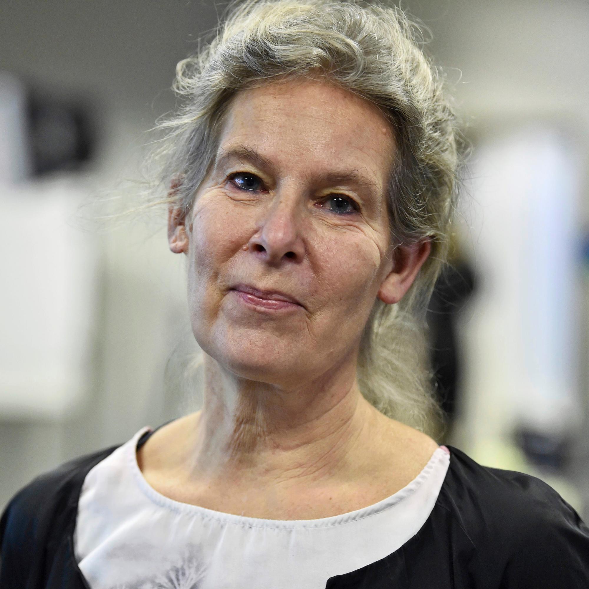 THL:n ylilääkäri Hanna Nohynek: ”Rokotustahtia on kiihdytettävä – kun moni saa infektion, sairastuu vakavasti myös osa nuoremmista”