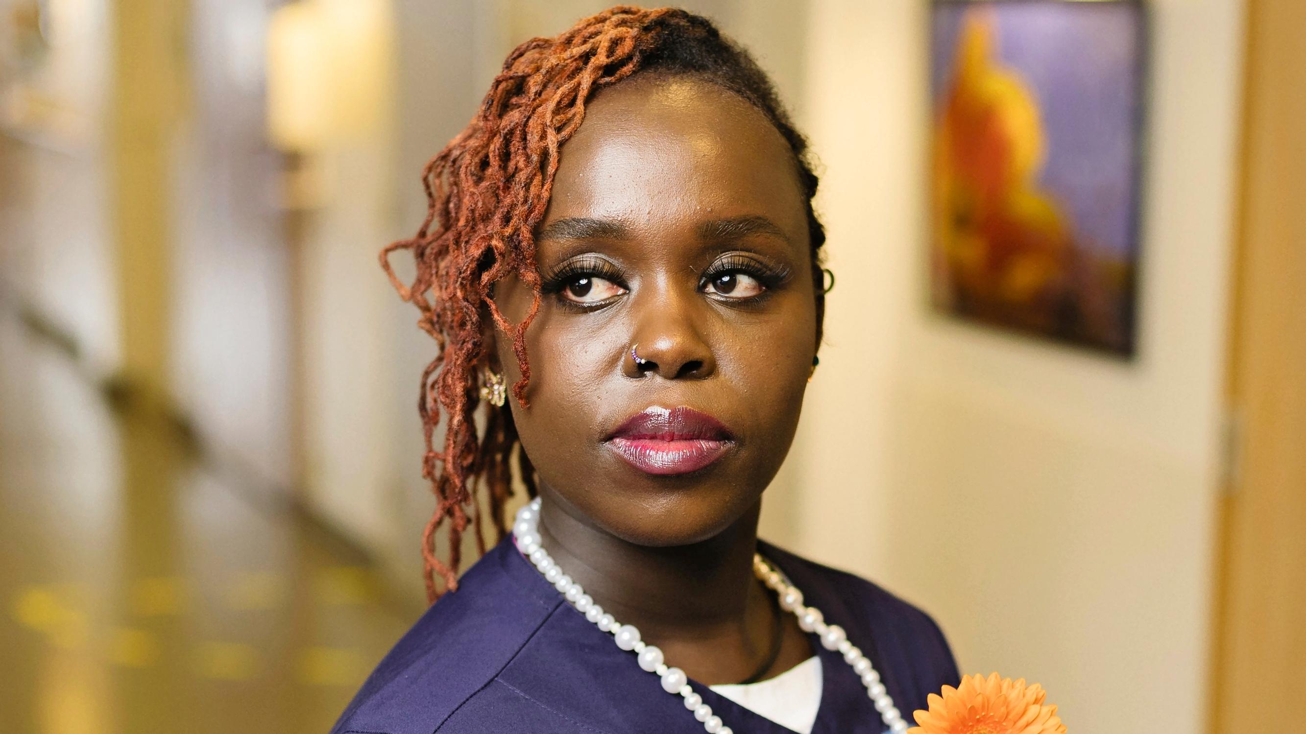 ”Sukulaiset alkoivat itkeä ja huutaa – Yritin lohduttaa ja auttaa, mutten tiennyt miten – Tämä on ollut vaikeimpia kokemuksia työssäni” 