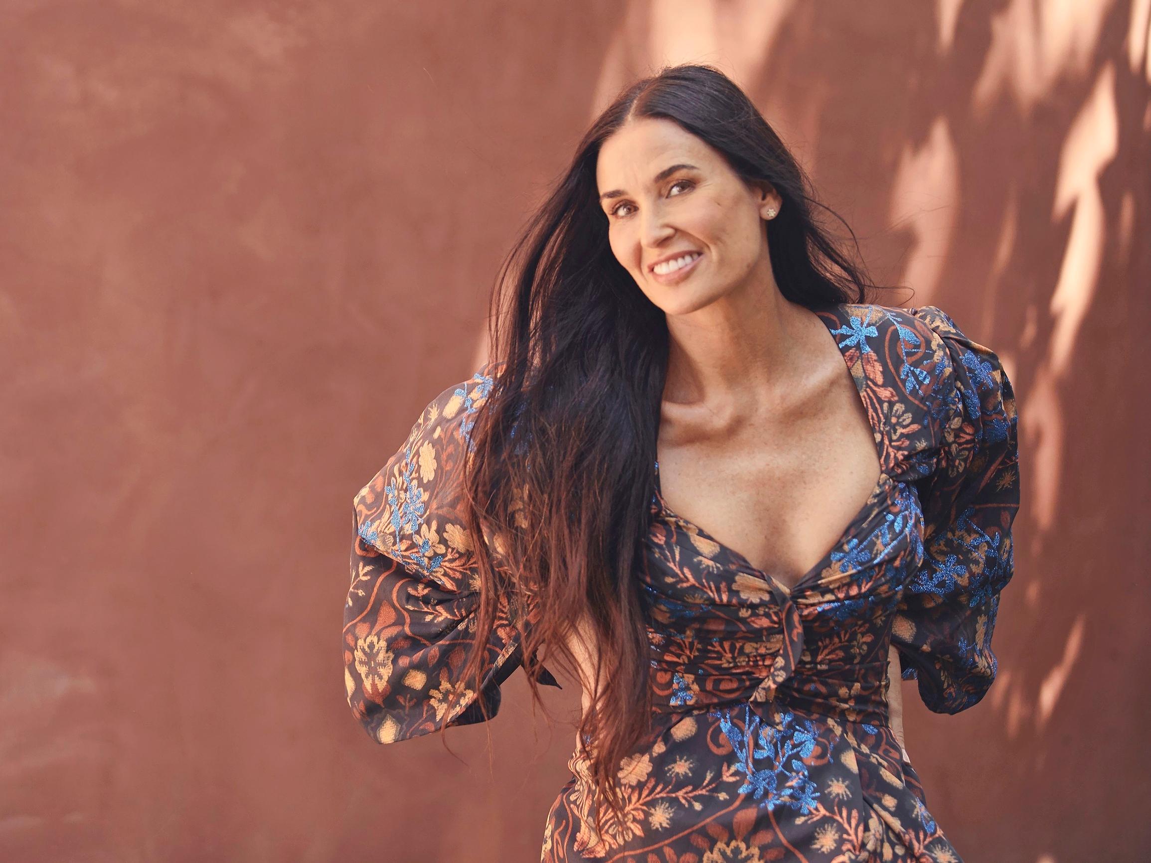 Demi Moore: ”Meillä naisilla on ollut hiljainen sopimus, että emme ole yhtä arvokkaita kuin nuorina – meidän pitää muuttaa asenteemme”