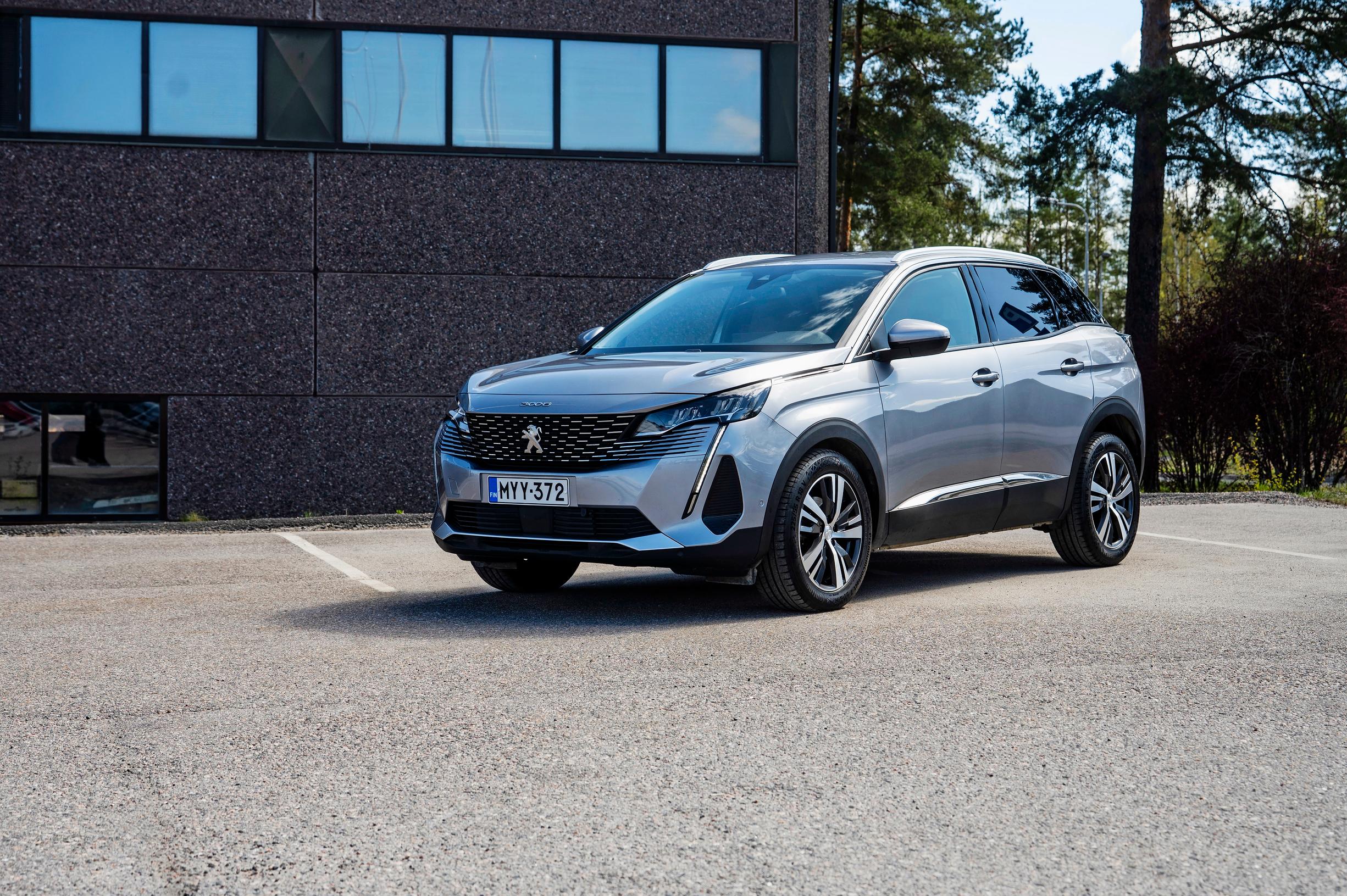 Käytetyn koeajossa Peugeot 3008 vm. 2021 – Noin 1 000 kilometriä yhdellä tankkauksella