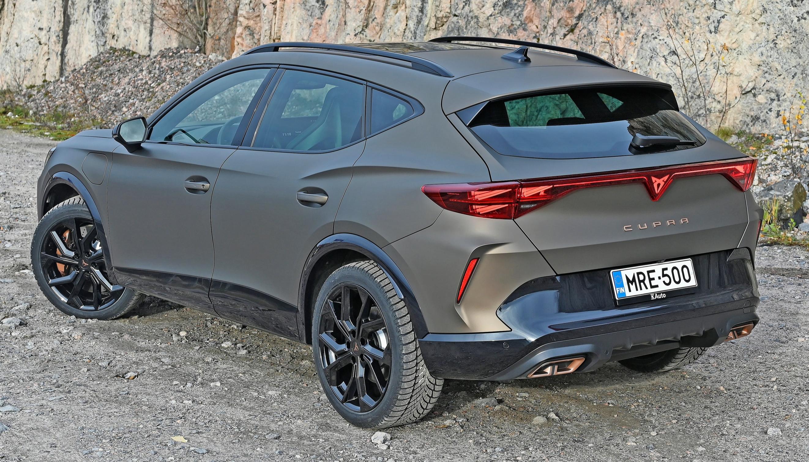 Uusi Cupra Formentor VZ 1.5 PHEV 200 kW e-Hybrid DSG – Lue Tuulilasin koeajo 1/2025