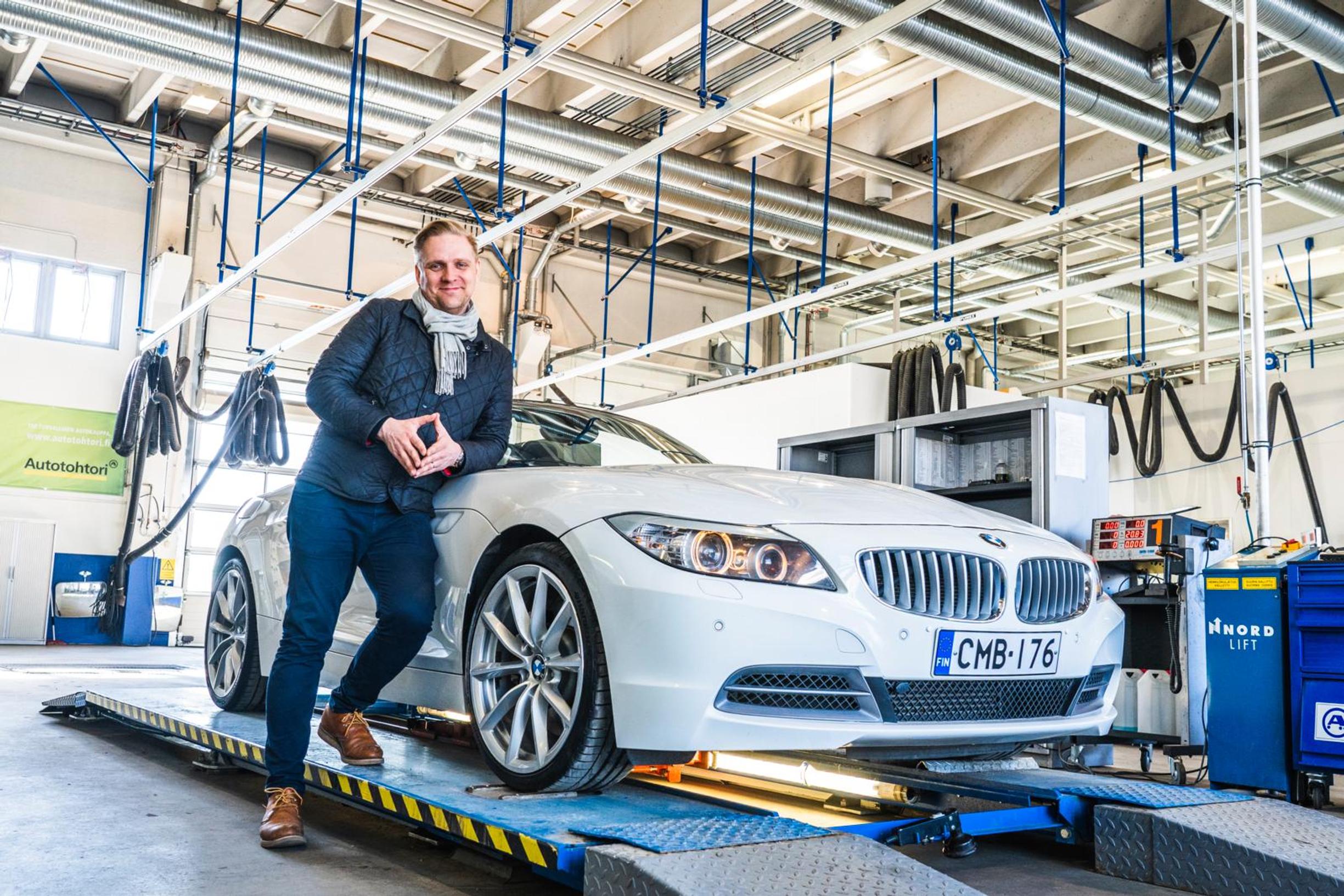 Käytetty: BMW Z4 sDrive 35i (37 900 €) - Banaania ja appelsiinia
