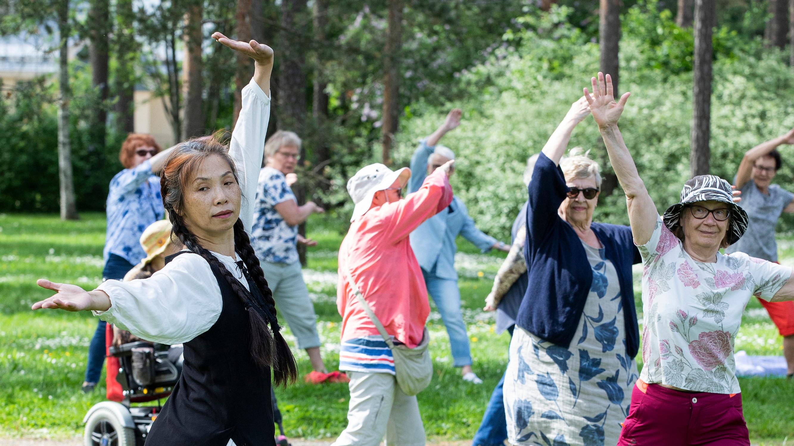 Ikäihmisen toinen olohuone: Apu-tonni hyvinkääläiselle kohtaamispaikalle