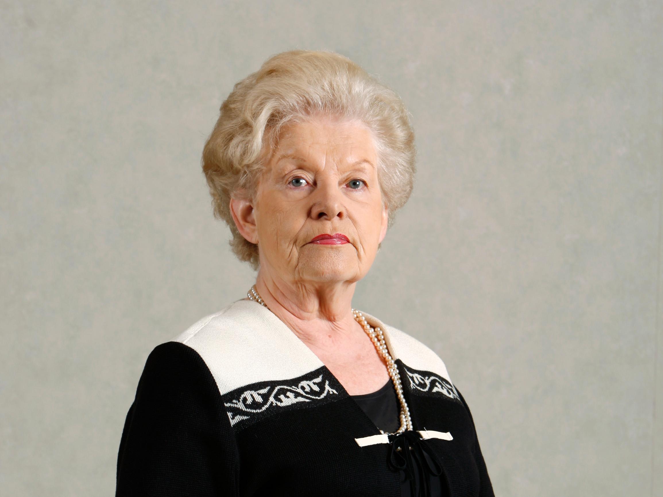 Kirjailija Pirjo Tuominen: Historia tuo perspektiiviä