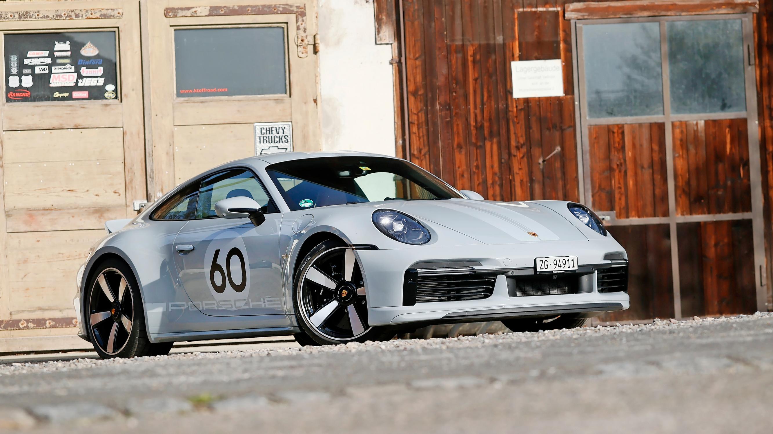 Porsche 911 Sport Classic – Onko maailman paras urheiluauto hintansa väärti?