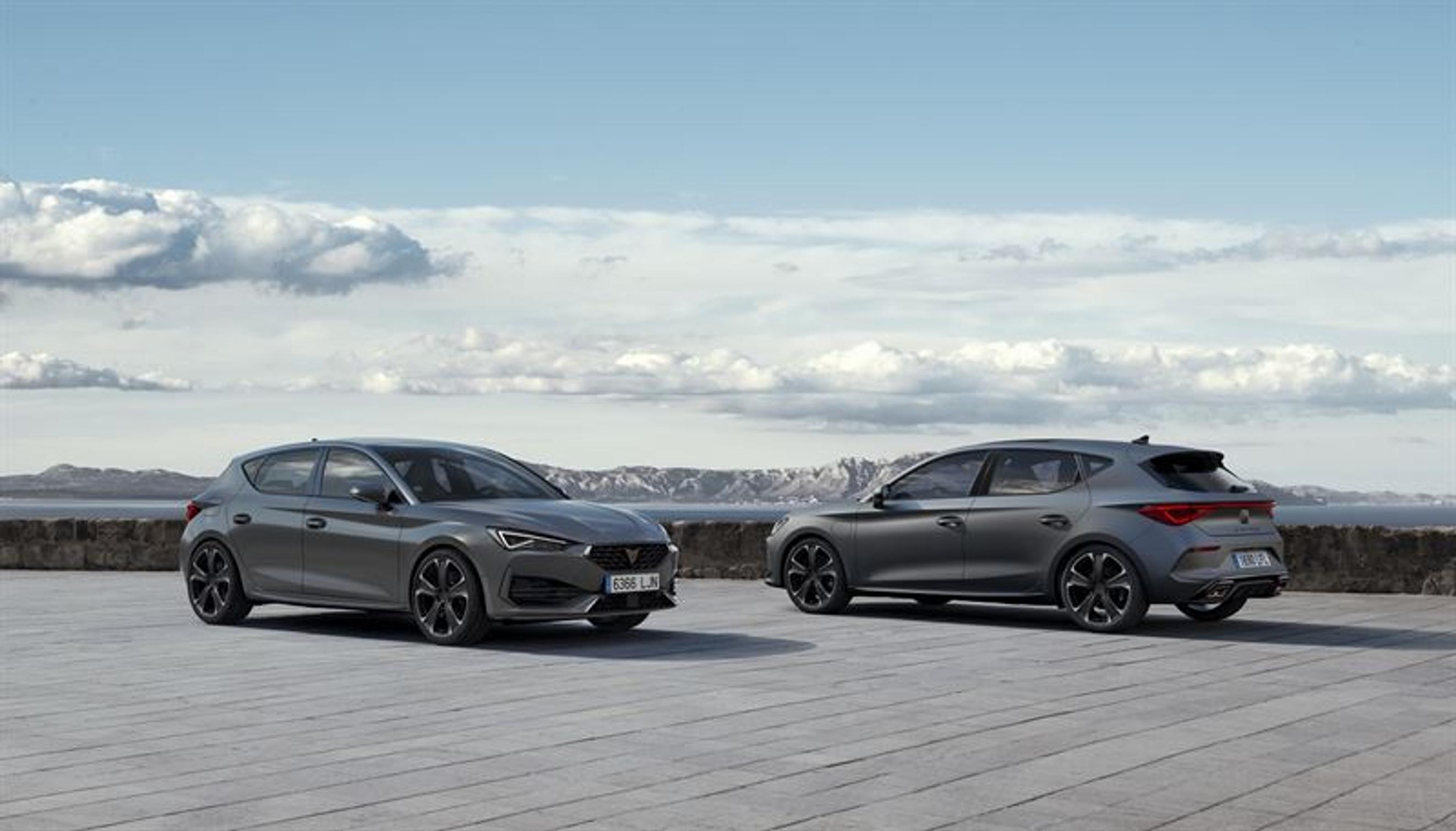 Uusi Cupra Leon pian myös ladattavana hybridinä