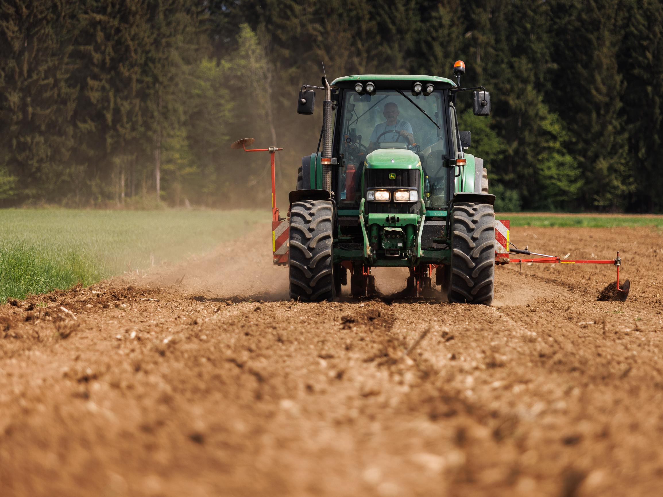 9 kysymystä inflaatiosta: Koronakriisi ja Ukrainan sota nostivat energian hintaa – Ruoka kallistui 2021 ennätyslukemiin – Mitä vielä voi olla edessä?