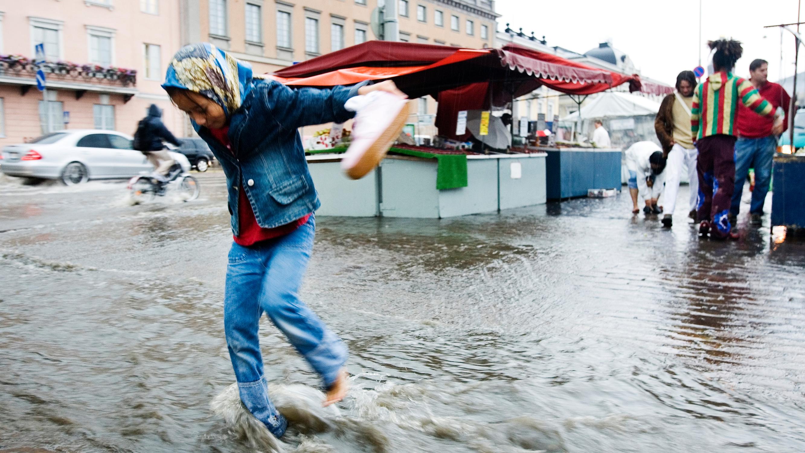 Sää mullistuu, ja näin se vaikuttaa vakuutuksiin: Katso, mitkä ovat kodinomistajan suurimmat riskit