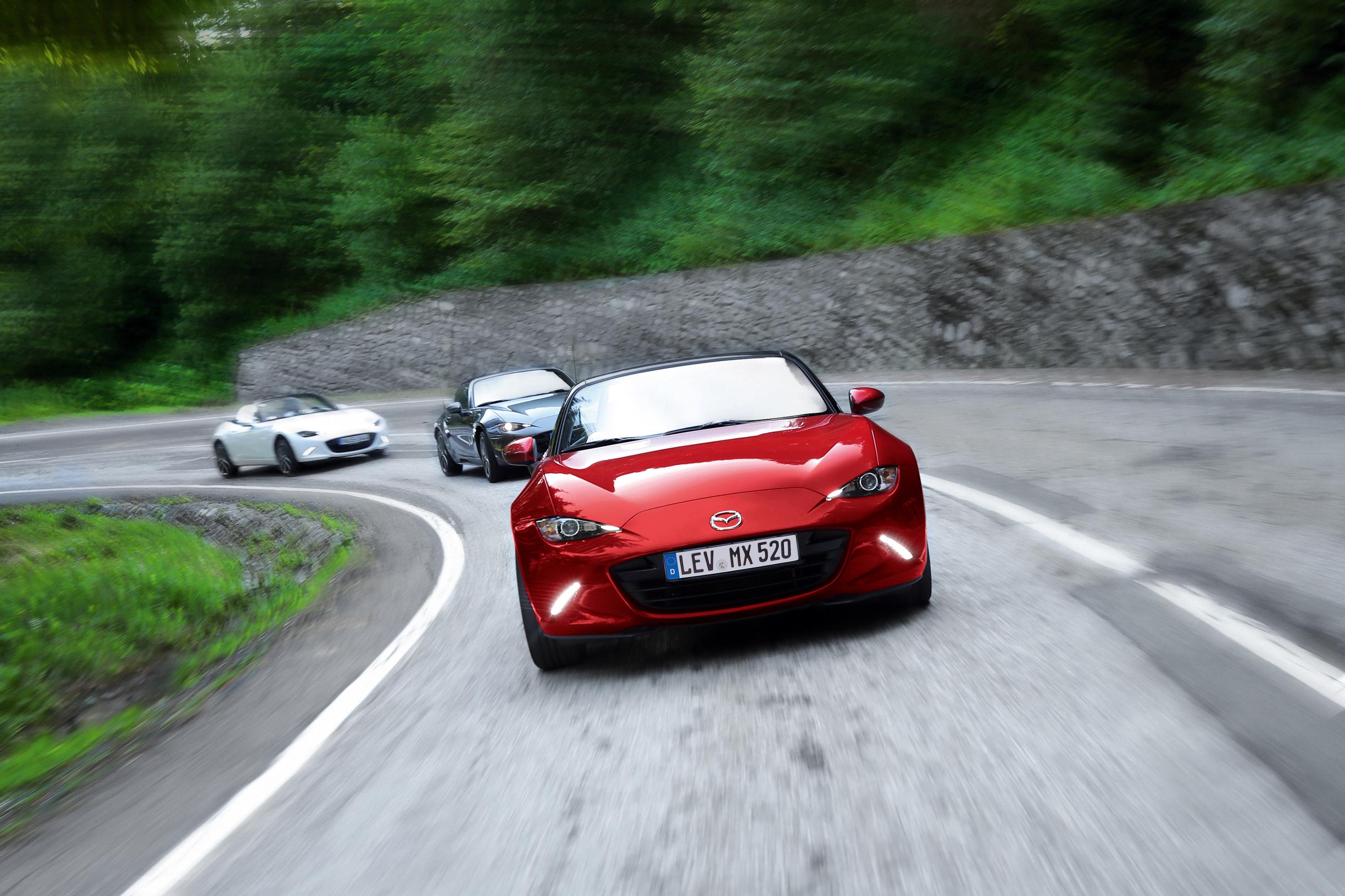 Mazda esittelee Suomessa 30 000 euron MX-5 roadsterin