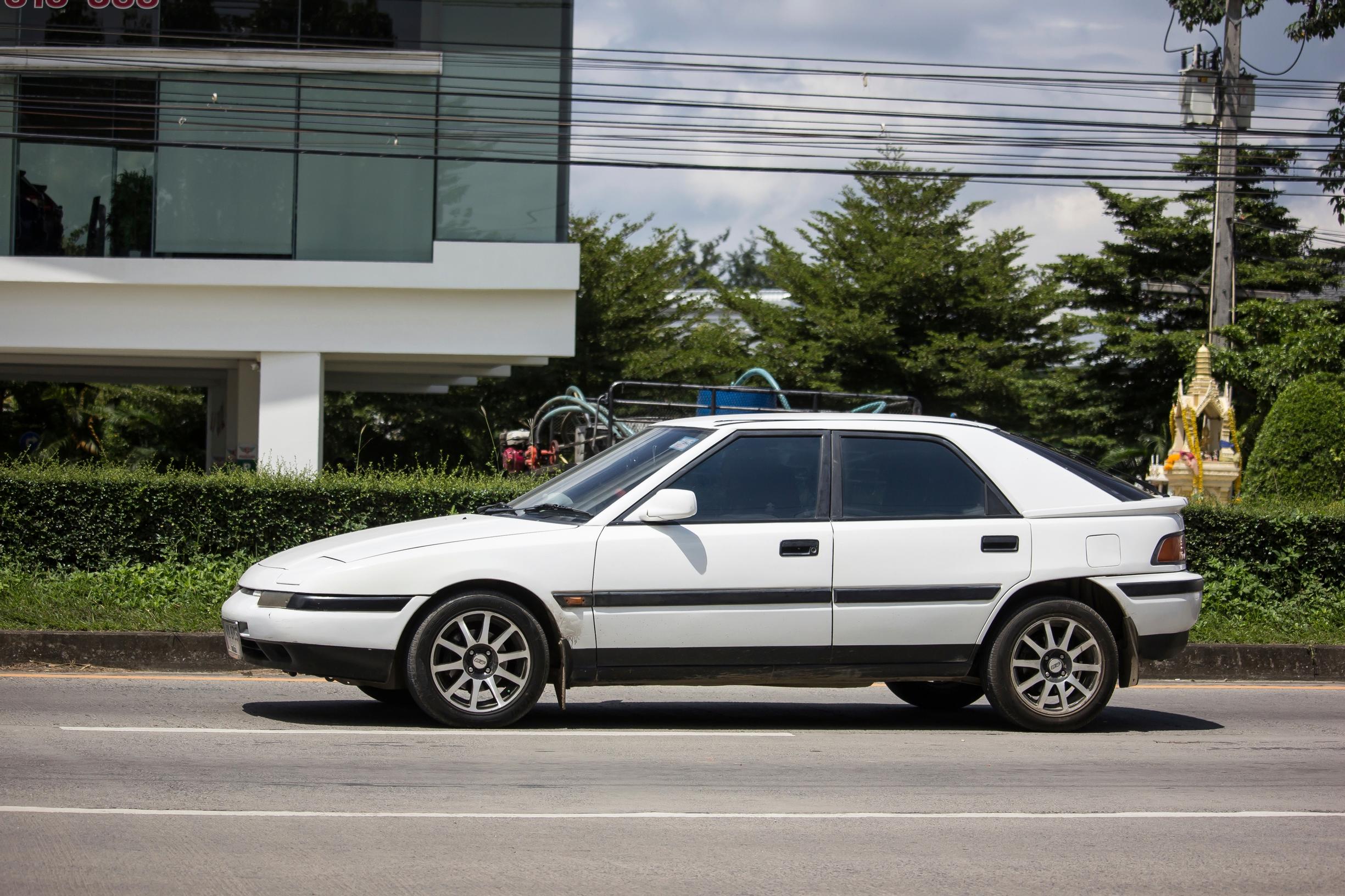 Mazda 323