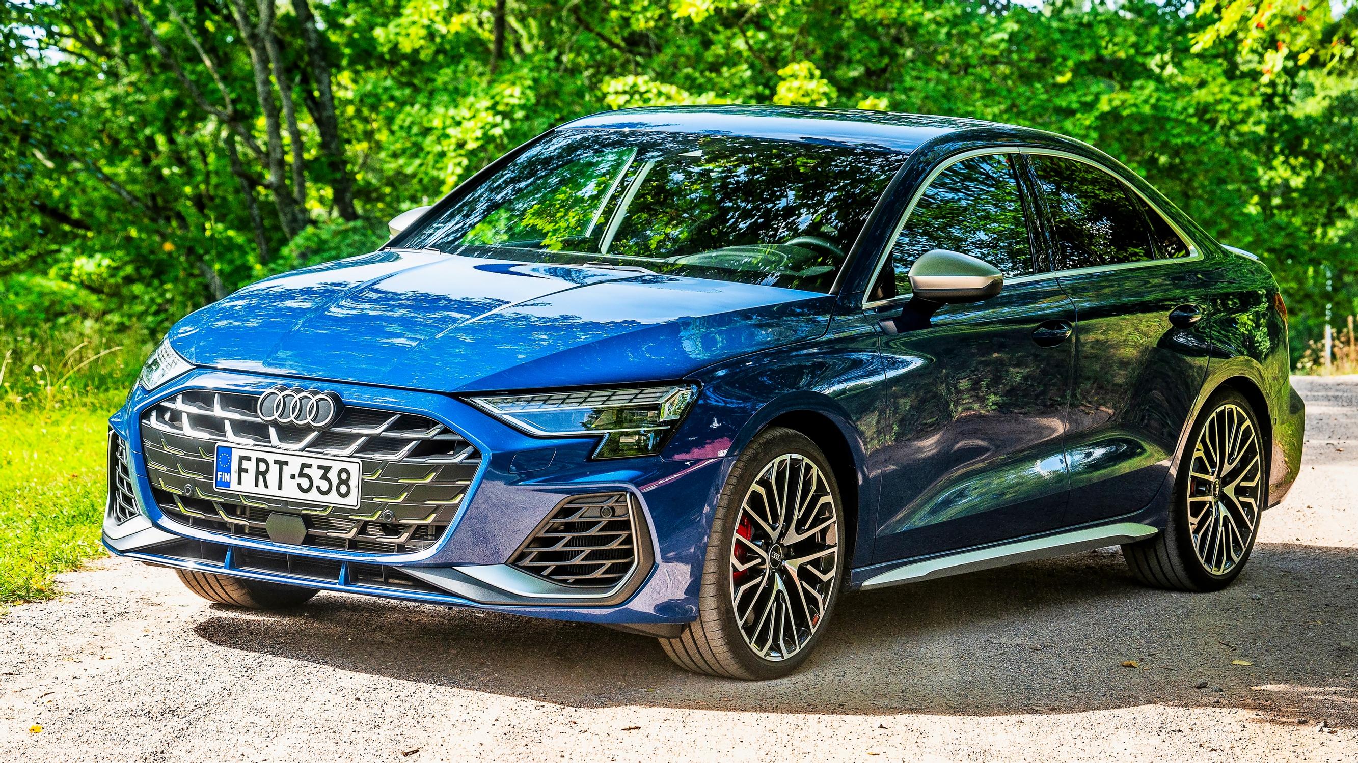 Audi S3 – 333 hevosvoimaa pienessä autossa – nyt pidetään hauskaa 