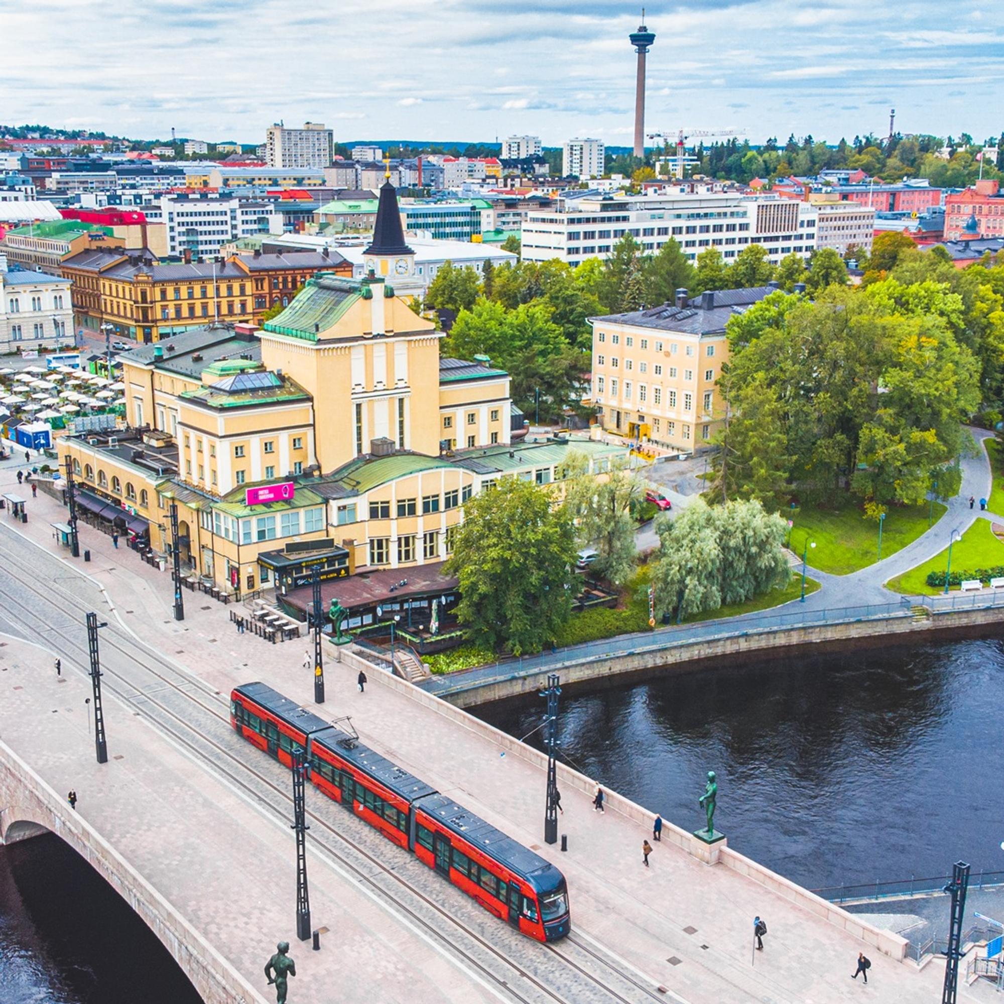 Mondon vinkit Tampereelle: Vietä yö huippuhalvassa kapselihotellissa, nauti cocktail skeittikaupassa ja löydä Mansen Telliskivi