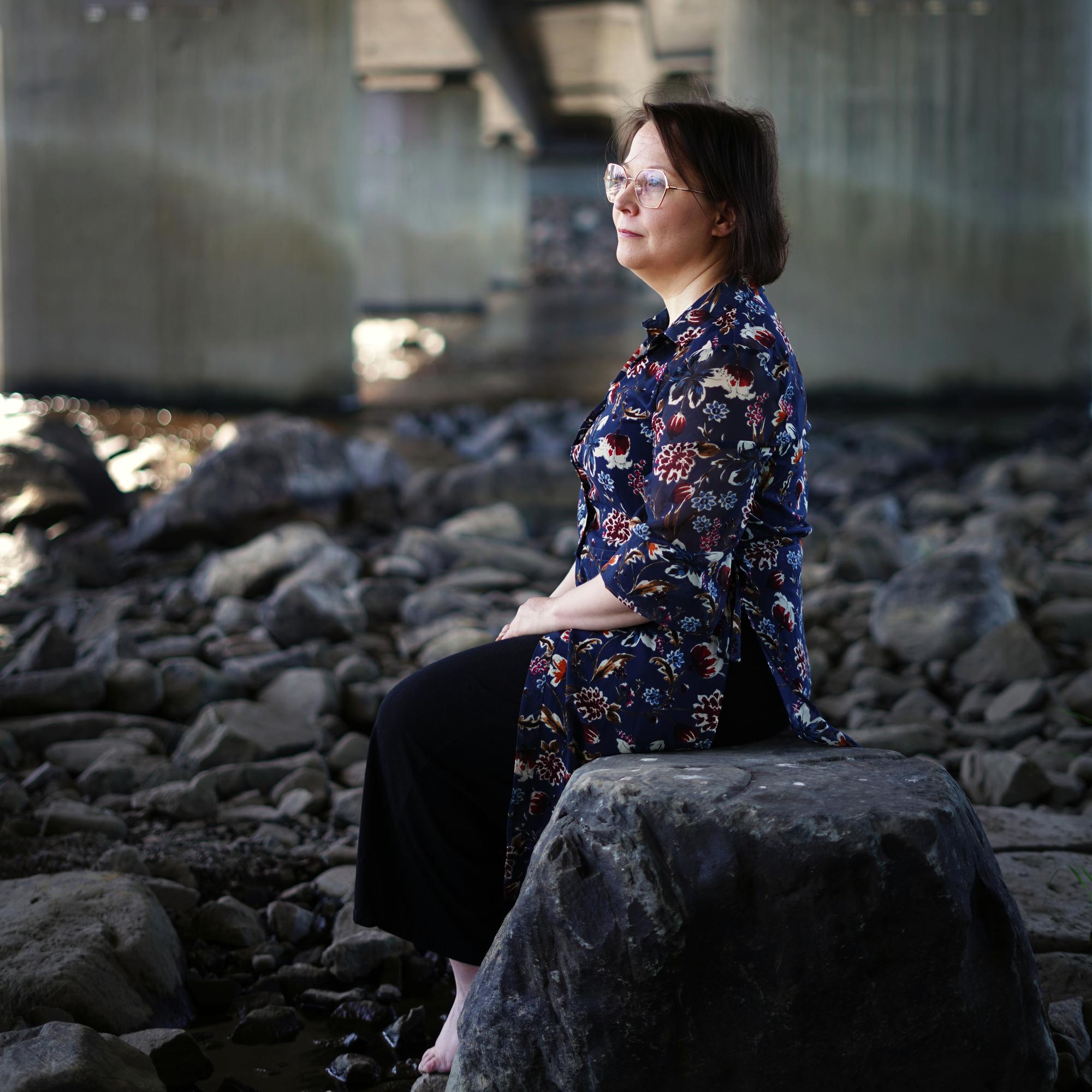 Kellään ei ole täydellistä työkykyä, sanoo juristin työssä uupunut Johanna – Näin nelikymppinen nainen muutti elämäänsä diagnoosin jälkeen