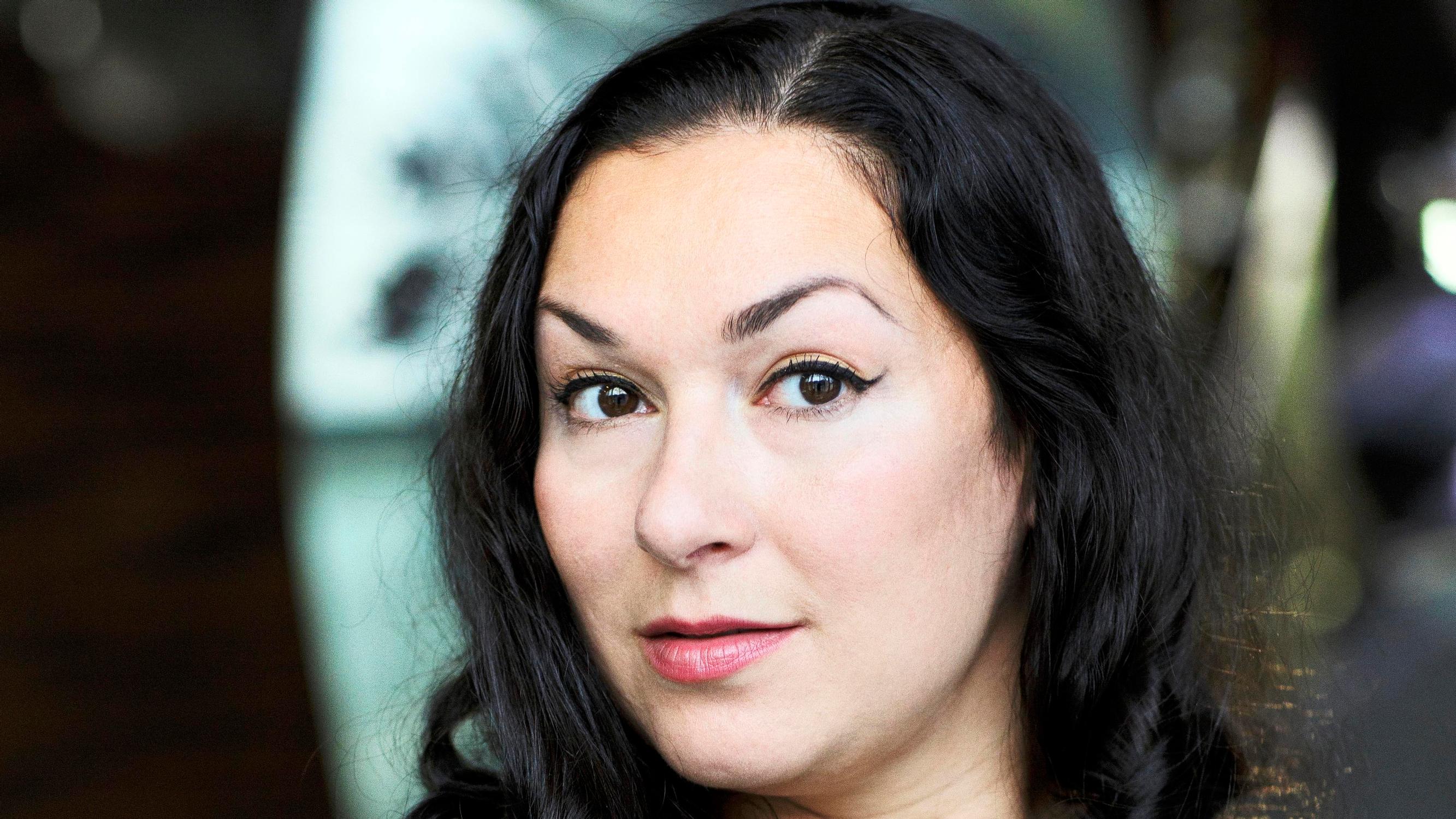 Viulisti Miritza Lundberg: ”Syrjintää ei saa arkipäiväistää”