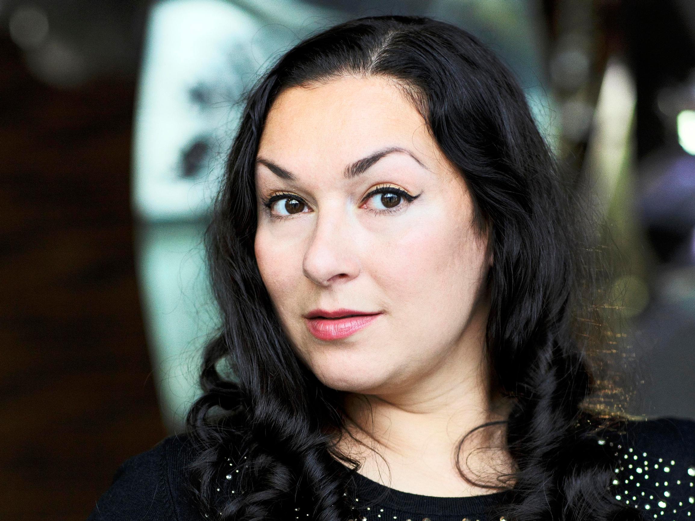 Viulisti Miritza Lundberg: ”Syrjintää ei saa arkipäiväistää”