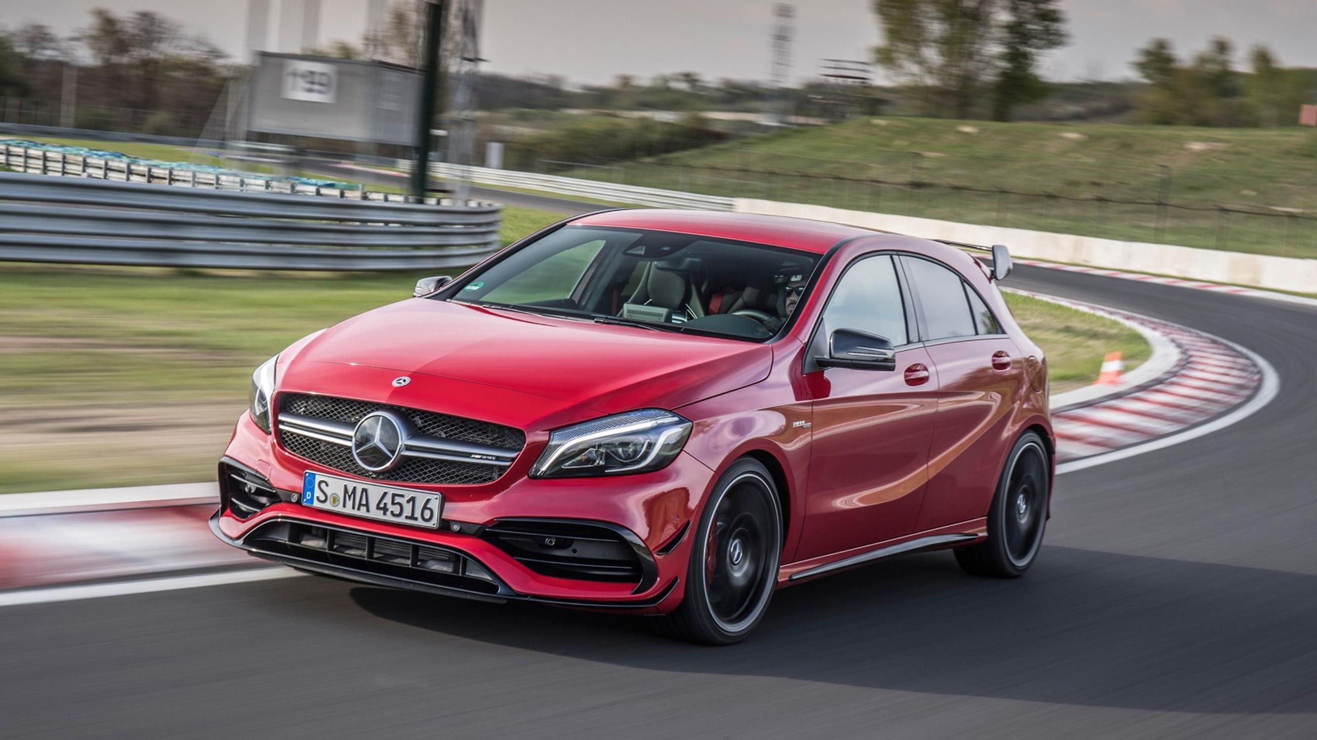 Mercedes-Benz haluaa autoihinsa keinotekoisen äänimaailman: ”Rakastan V8-moottorin ääntä enemmän kuin mitään”
