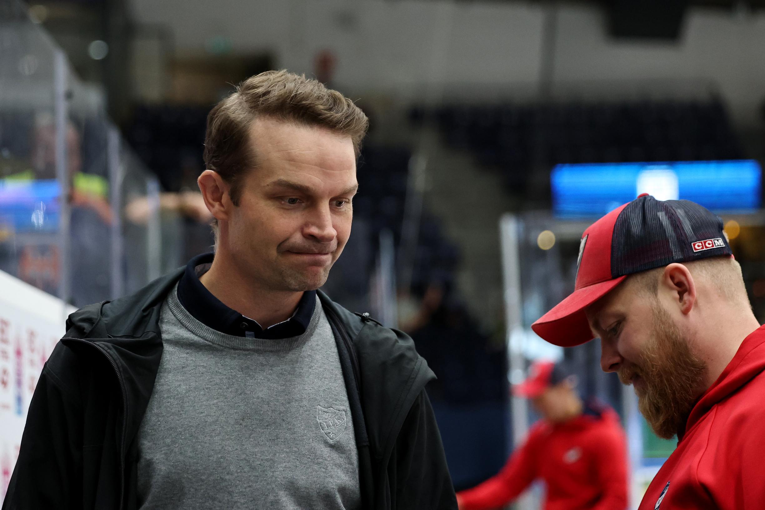 Hakekaa urheilujohtaja Janne Pesonen pois HIFK:sta nyt, heti!  – ”Eihän tuollaisia lausuntoja voi antaa” 