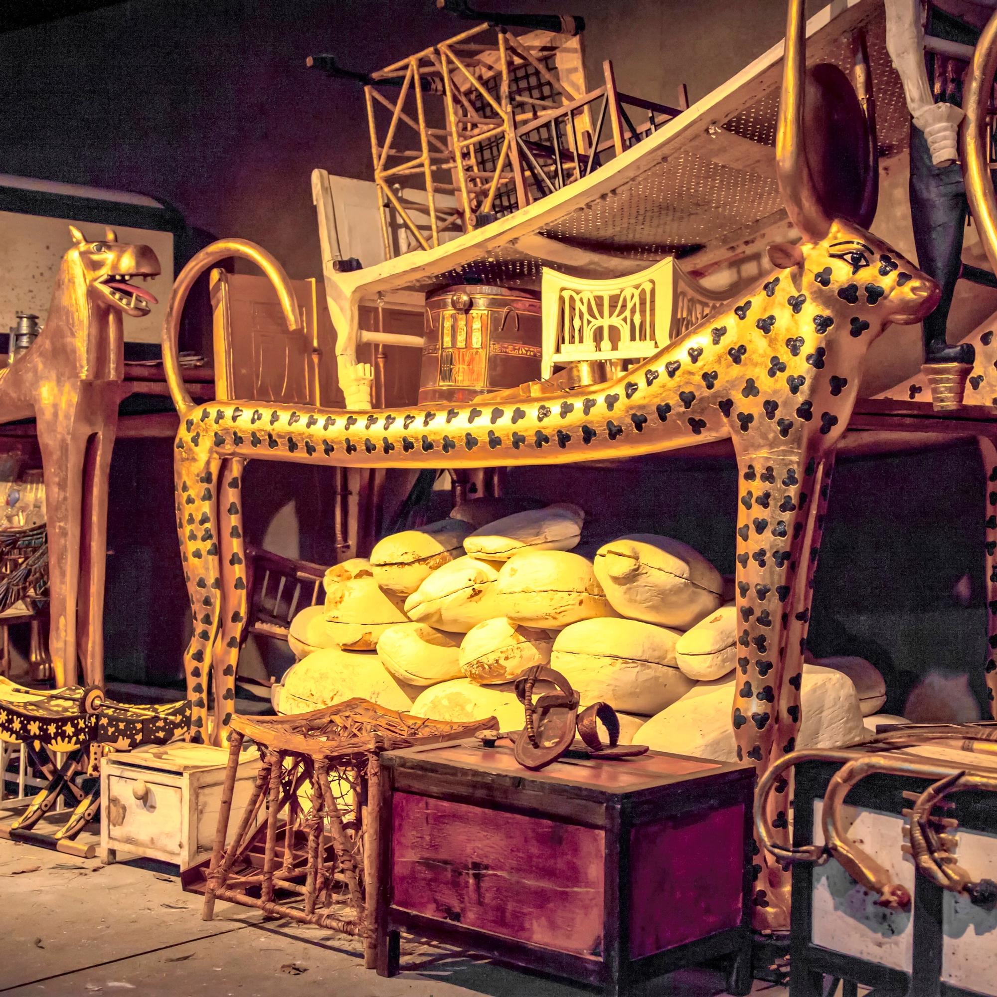 Faarao Tutankhamonin hämmästyttävä hauta-aarre tulee nyt ensimmäistä kertaa kokonaisuudessaan yleisön nähtäväksi