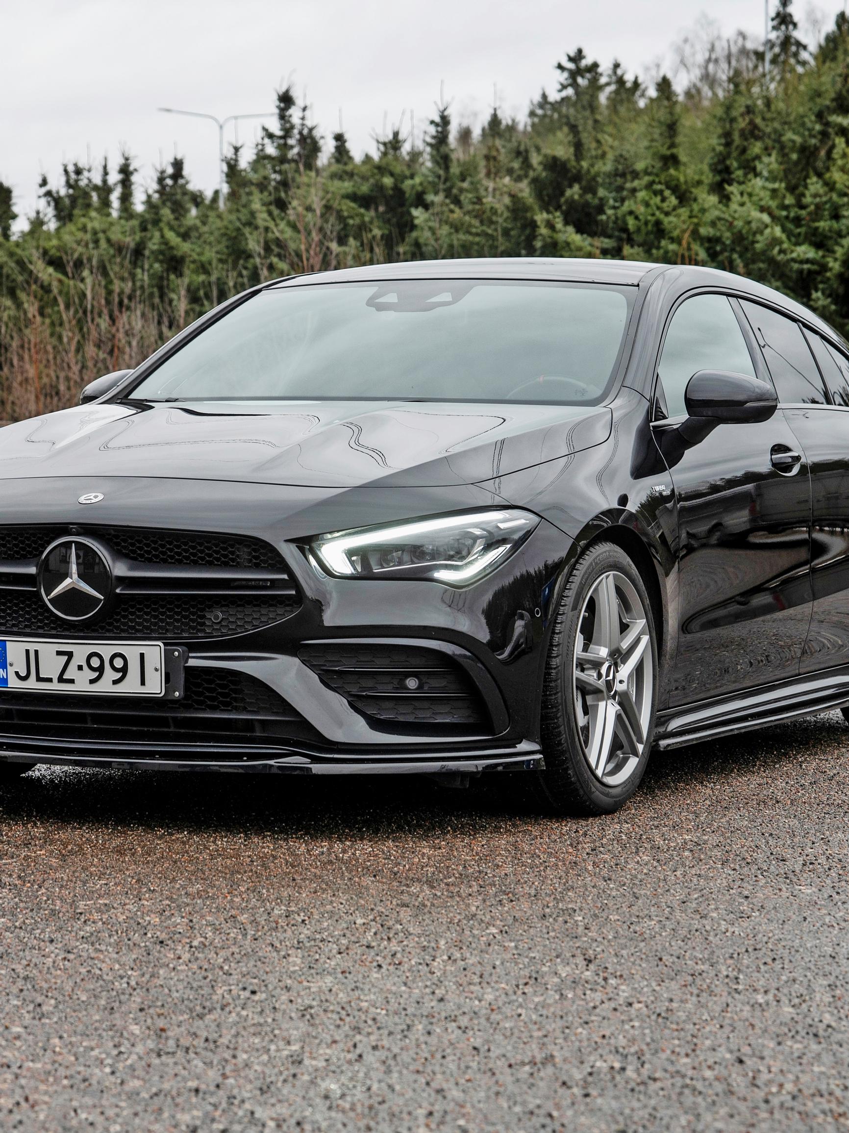 Mercedes-Benz CLA vm. 2020 – Nelivetoinen sportti, alusta kova ja hyvin matala – Ei syrjäkylien sorateille eikä tyhjätaskuille